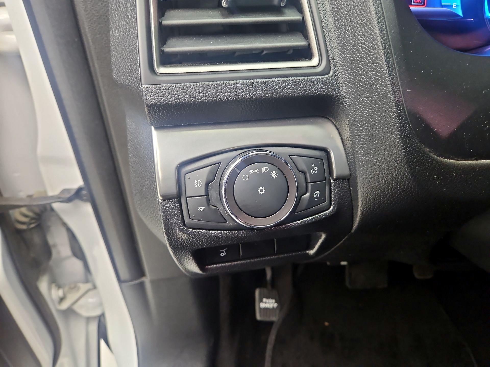 Thumbnail: 2019 Ford Explorer - 13