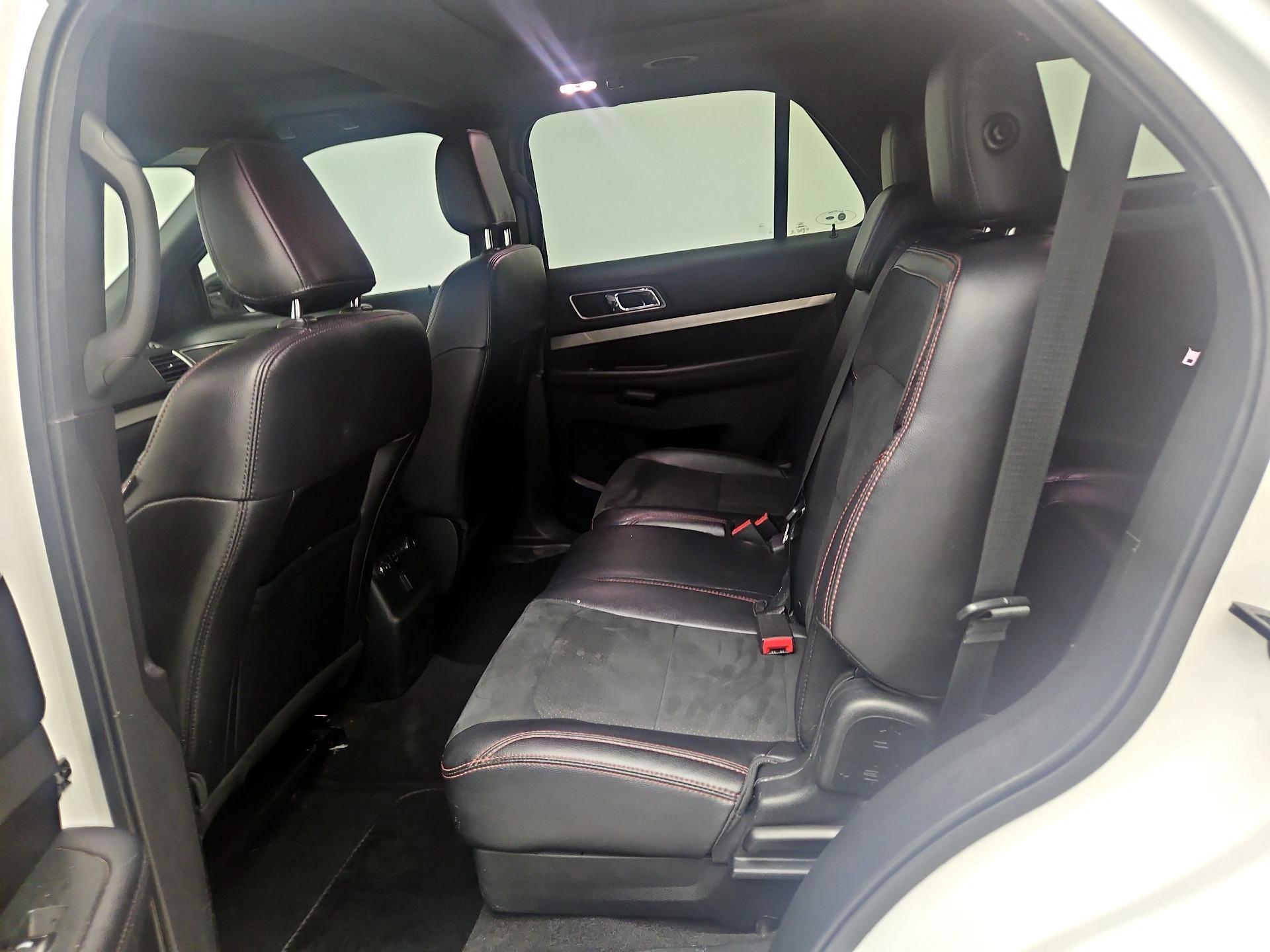 Thumbnail: 2019 Ford Explorer - 20