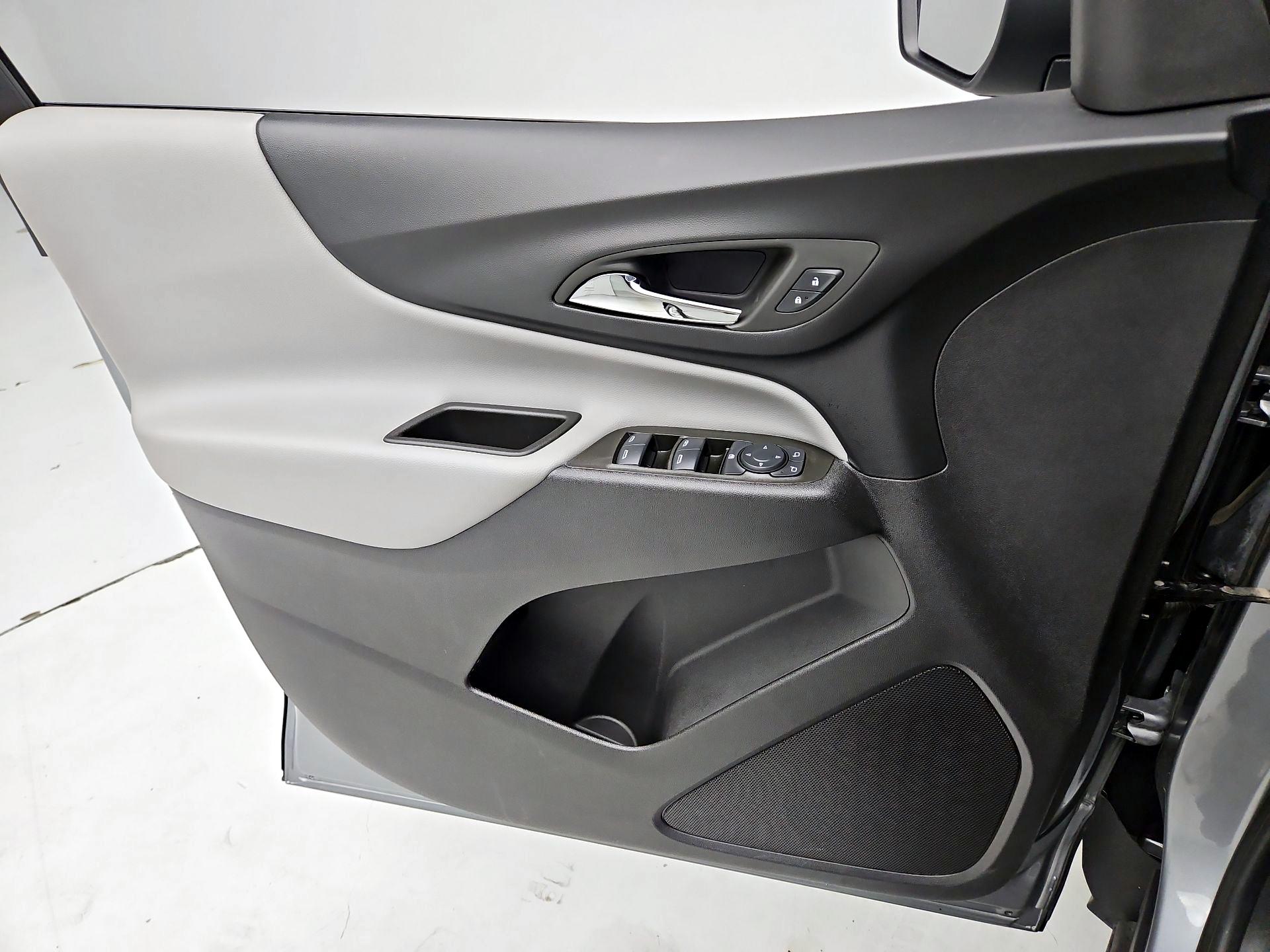 Thumbnail: 2024 Chevrolet Equinox - 12