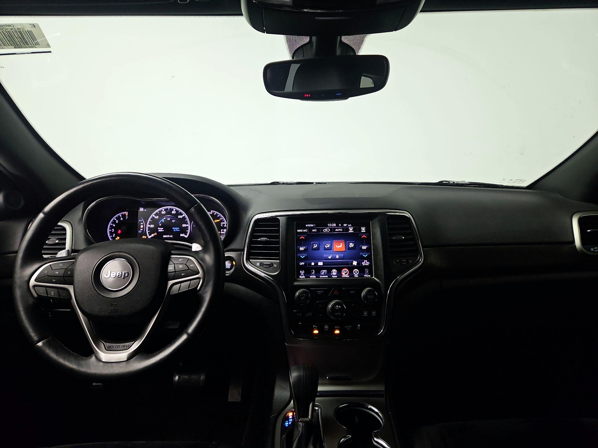 Thumbnail: 2017 Jeep Grand Cherokee - 9