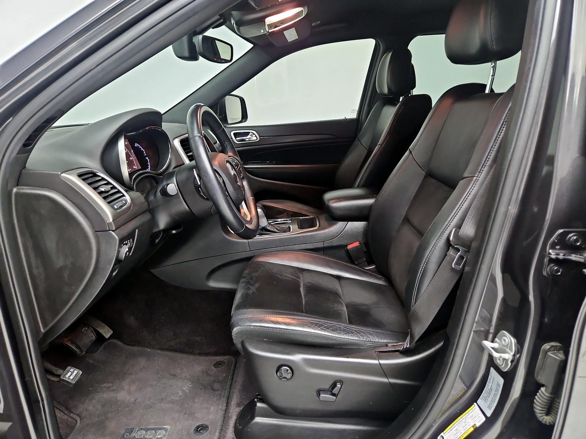 Thumbnail: 2017 Jeep Grand Cherokee - 11