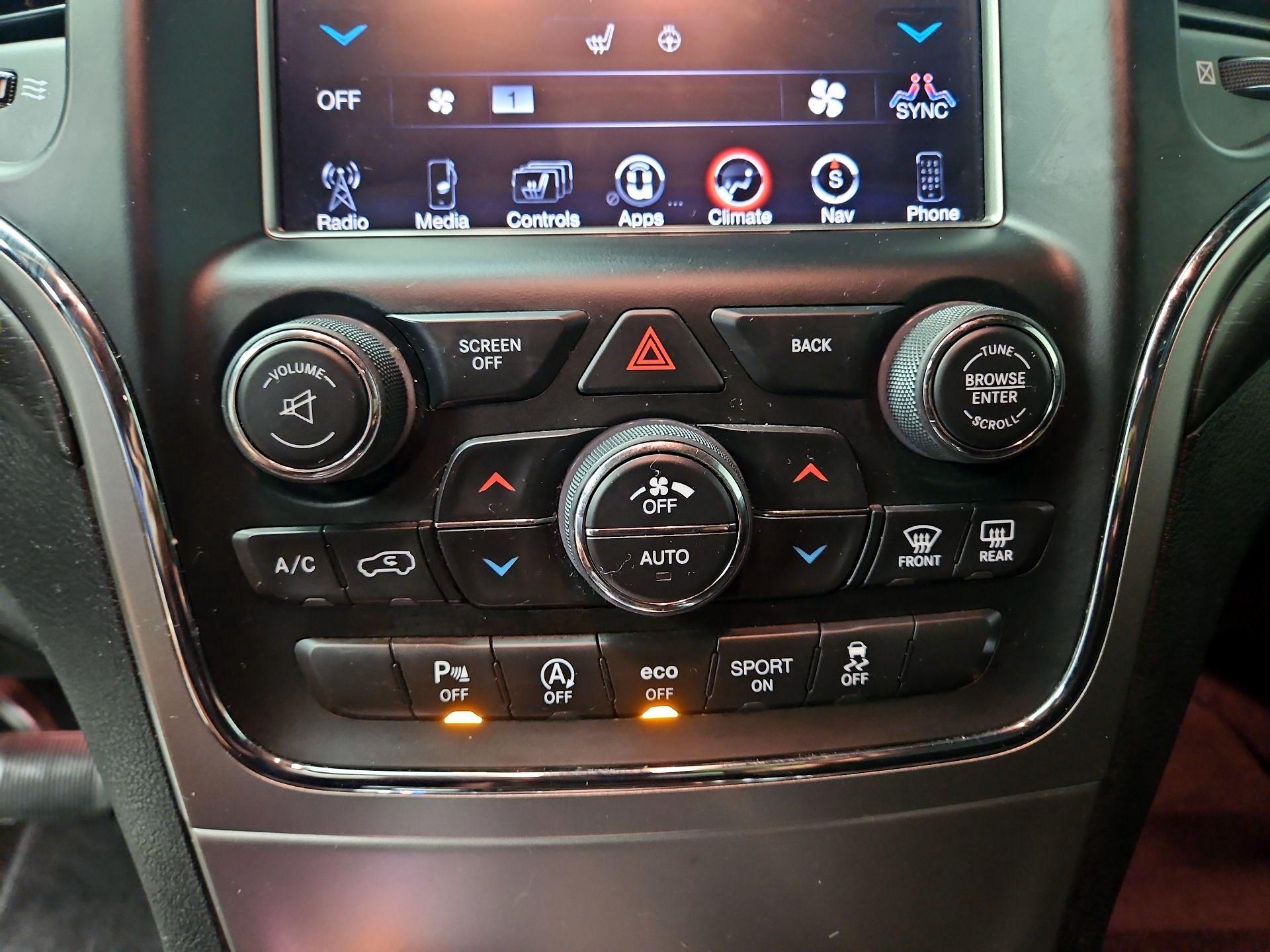 Thumbnail: 2017 Jeep Grand Cherokee - 17