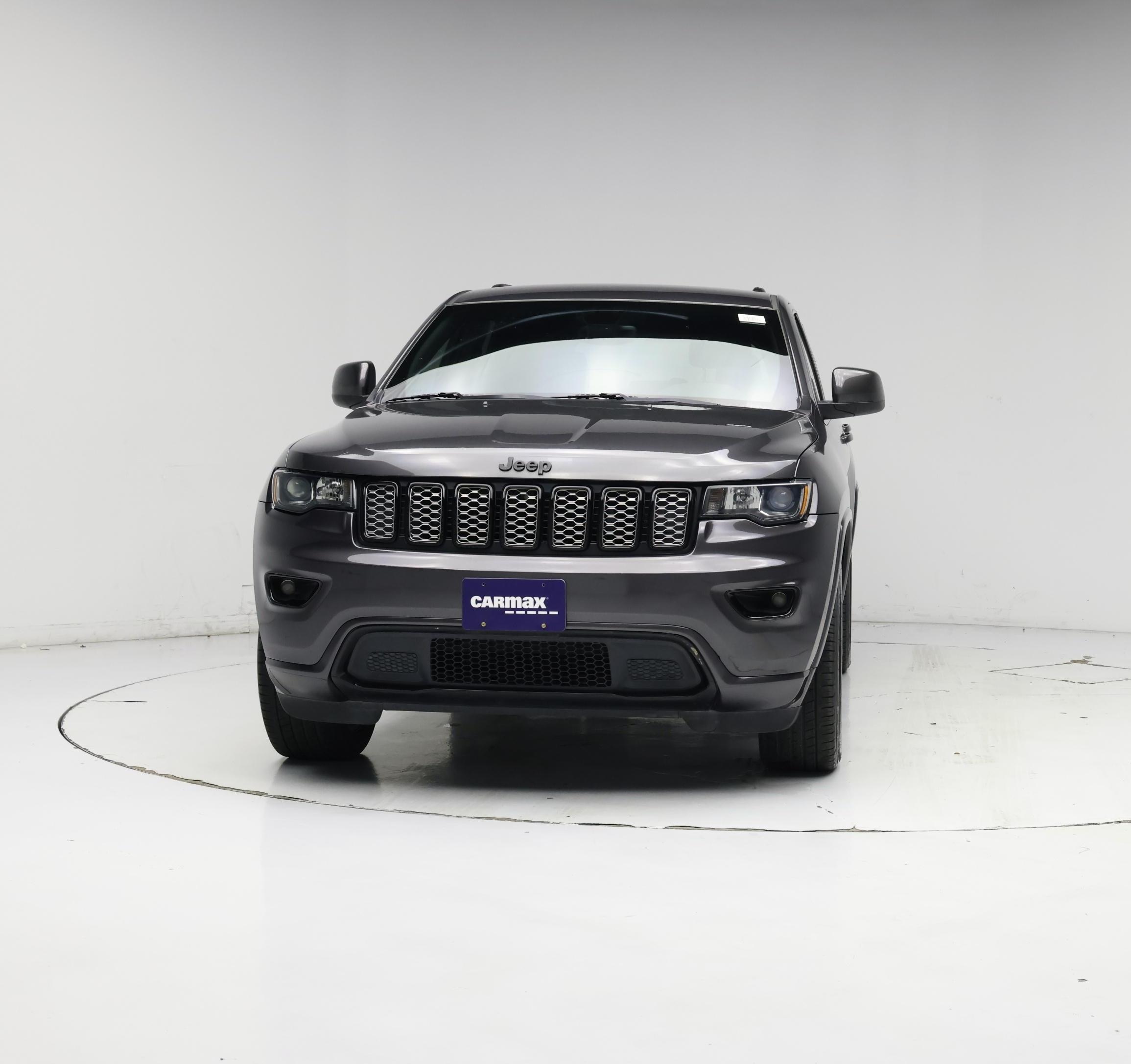 Thumbnail: 2017 Jeep Grand Cherokee - 5