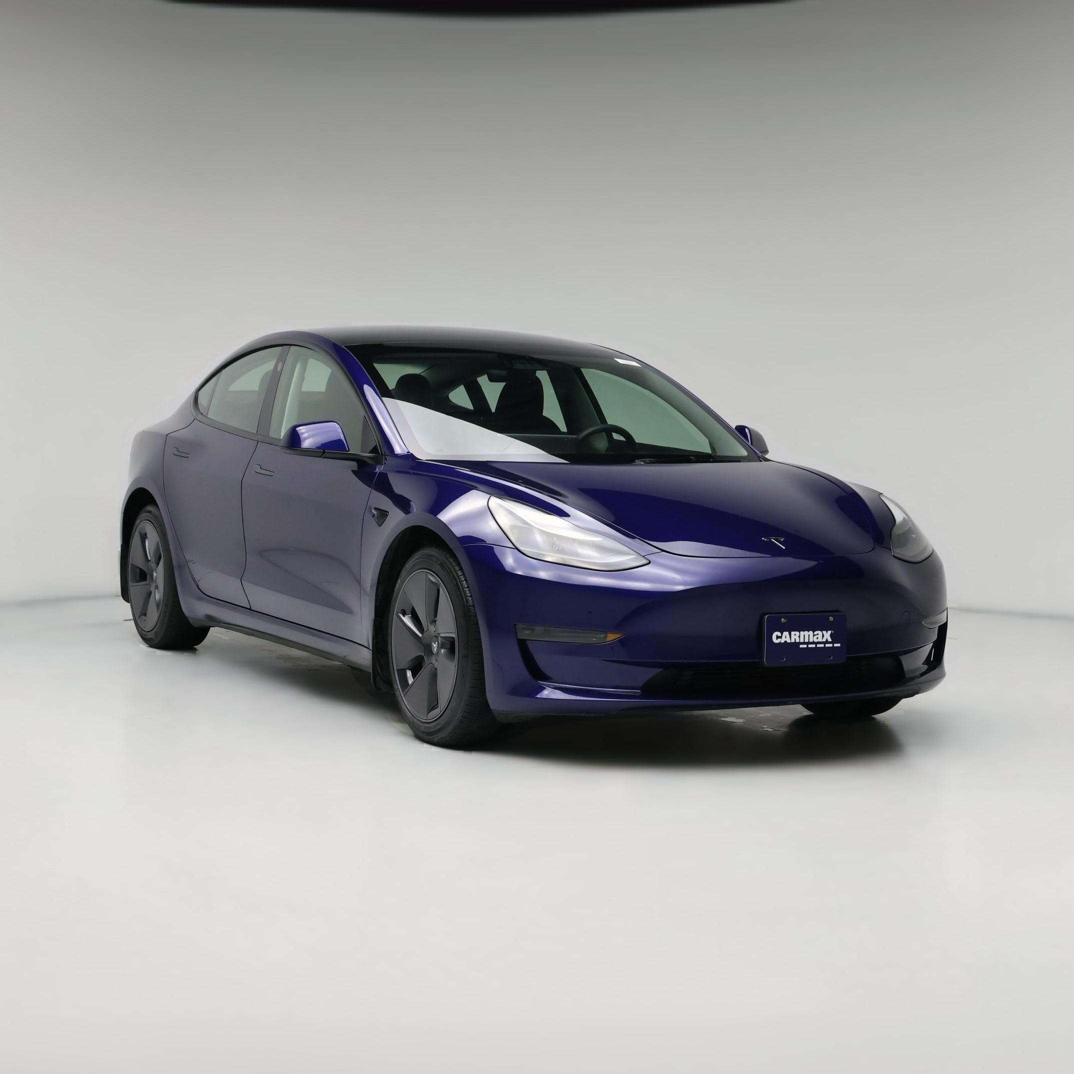 Thumbnail: 2023 Tesla Model 3 - 1