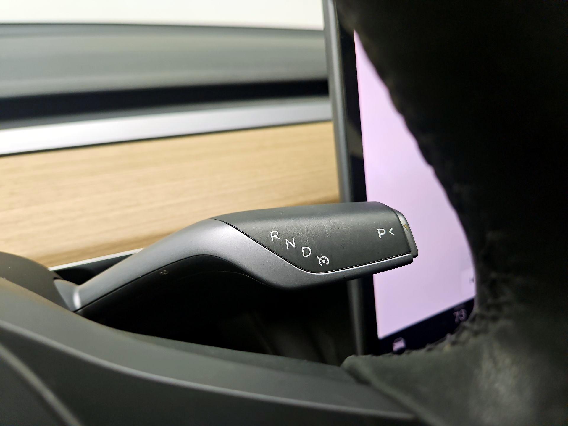 Thumbnail: 2023 Tesla Model 3 - 17