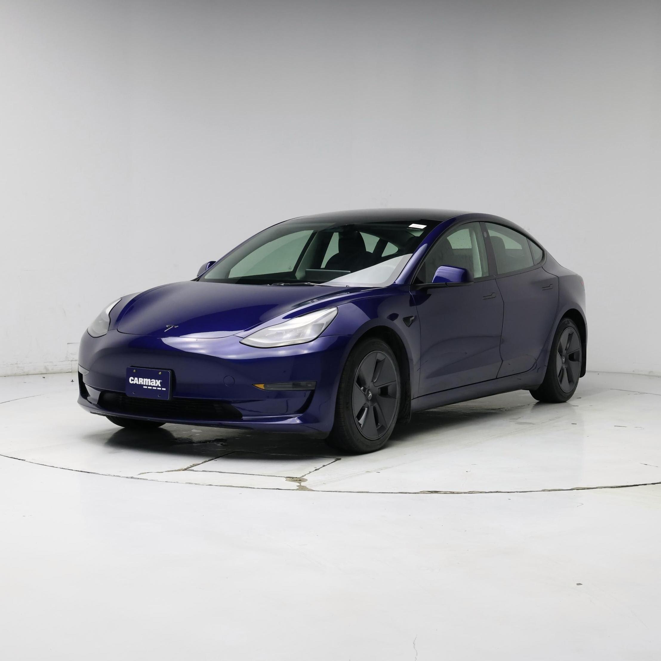 Thumbnail: 2023 Tesla Model 3 - 4