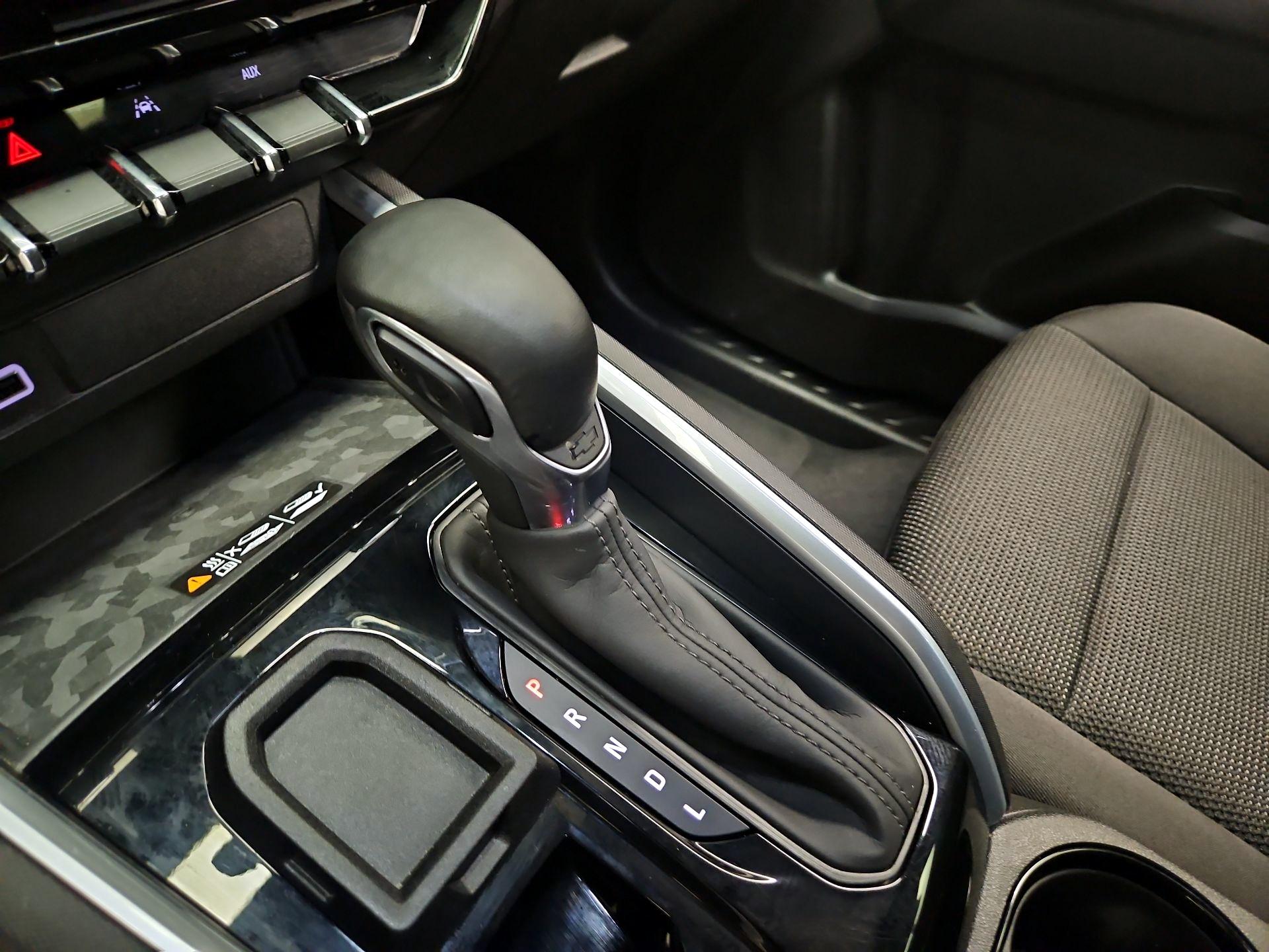 Thumbnail: 2024 Chevrolet Colorado - 17