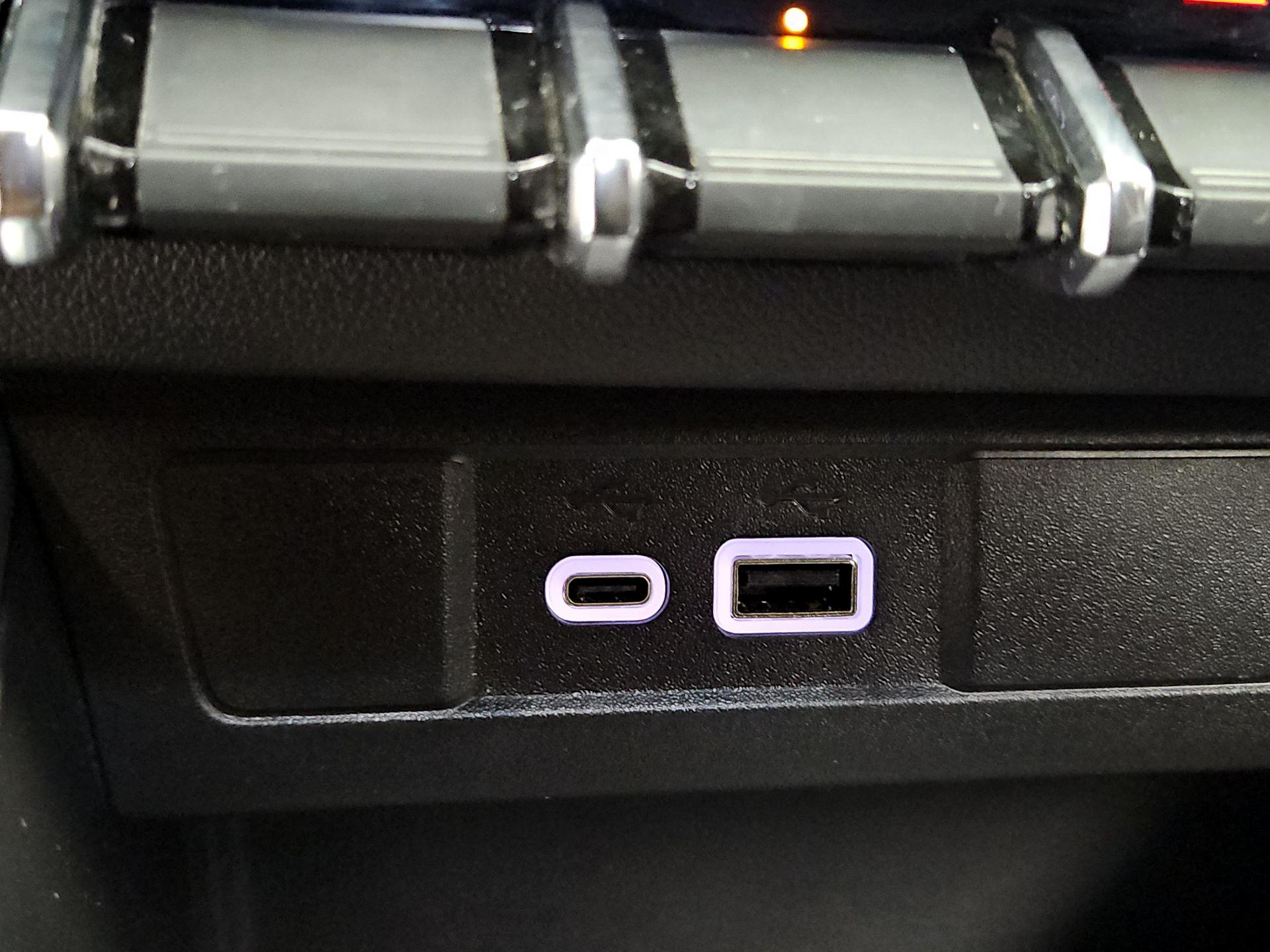 Thumbnail: 2024 Chevrolet Colorado - 18