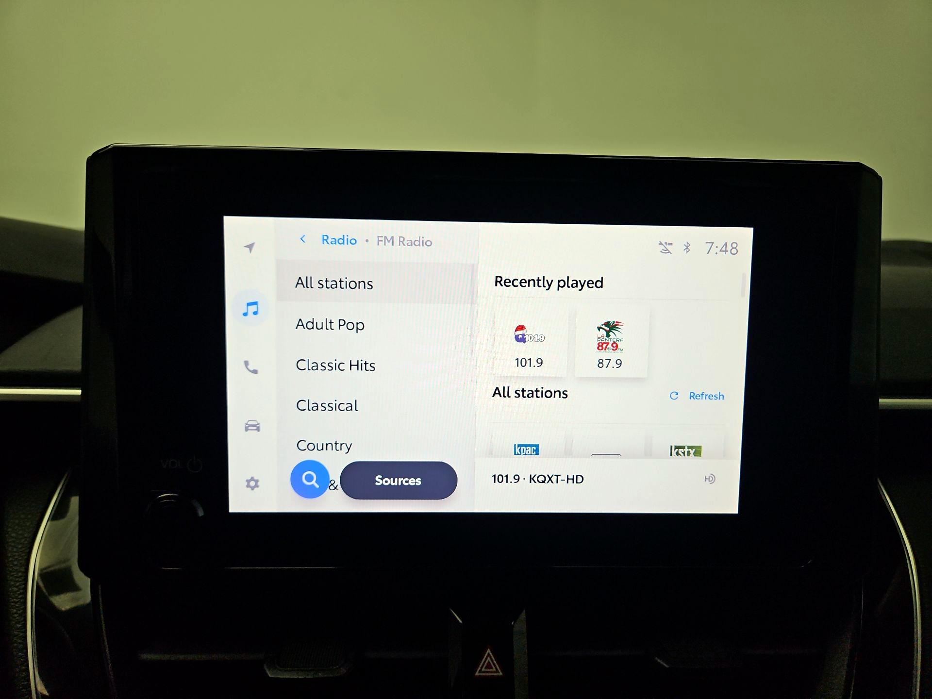 Thumbnail: 2023 Toyota Corolla - 15