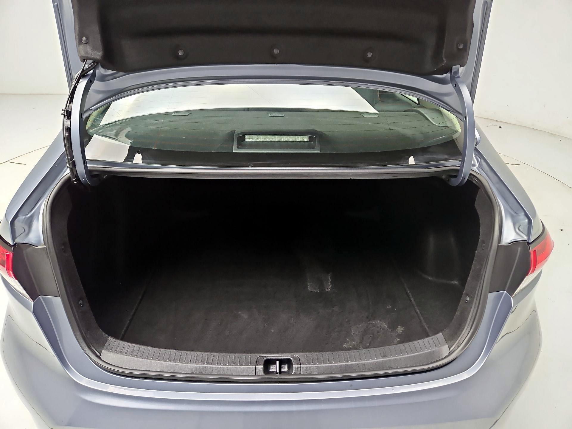 Thumbnail: 2023 Toyota Corolla - 20