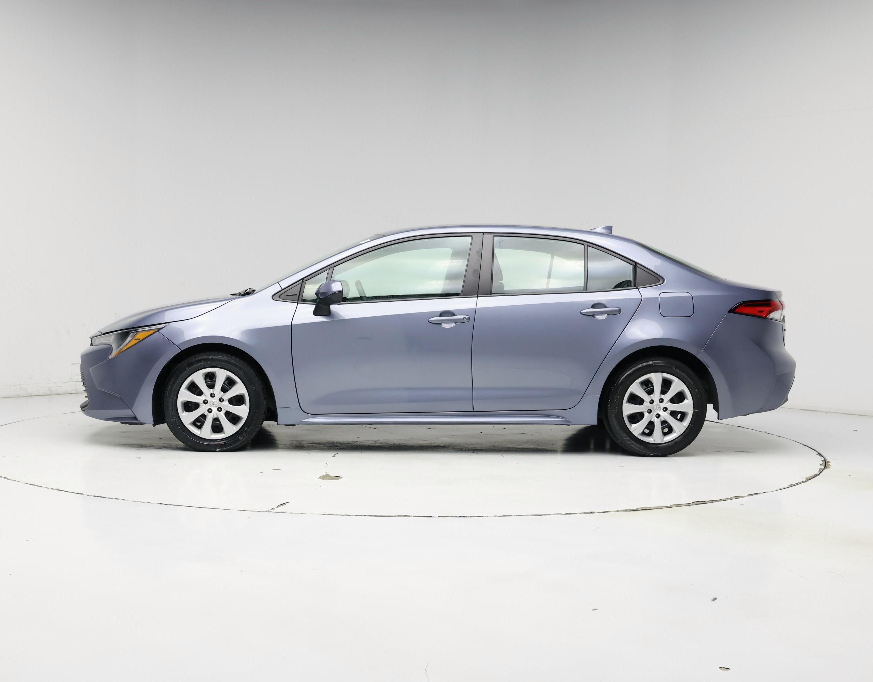 Thumbnail: 2023 Toyota Corolla - 3