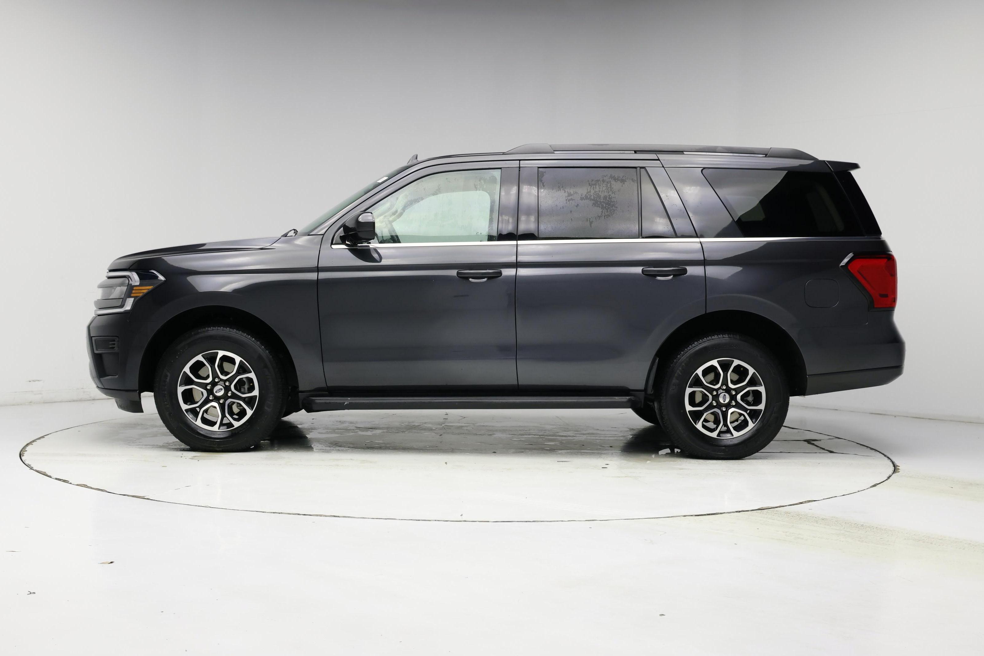 Thumbnail: 2024 Ford Expedition - 3