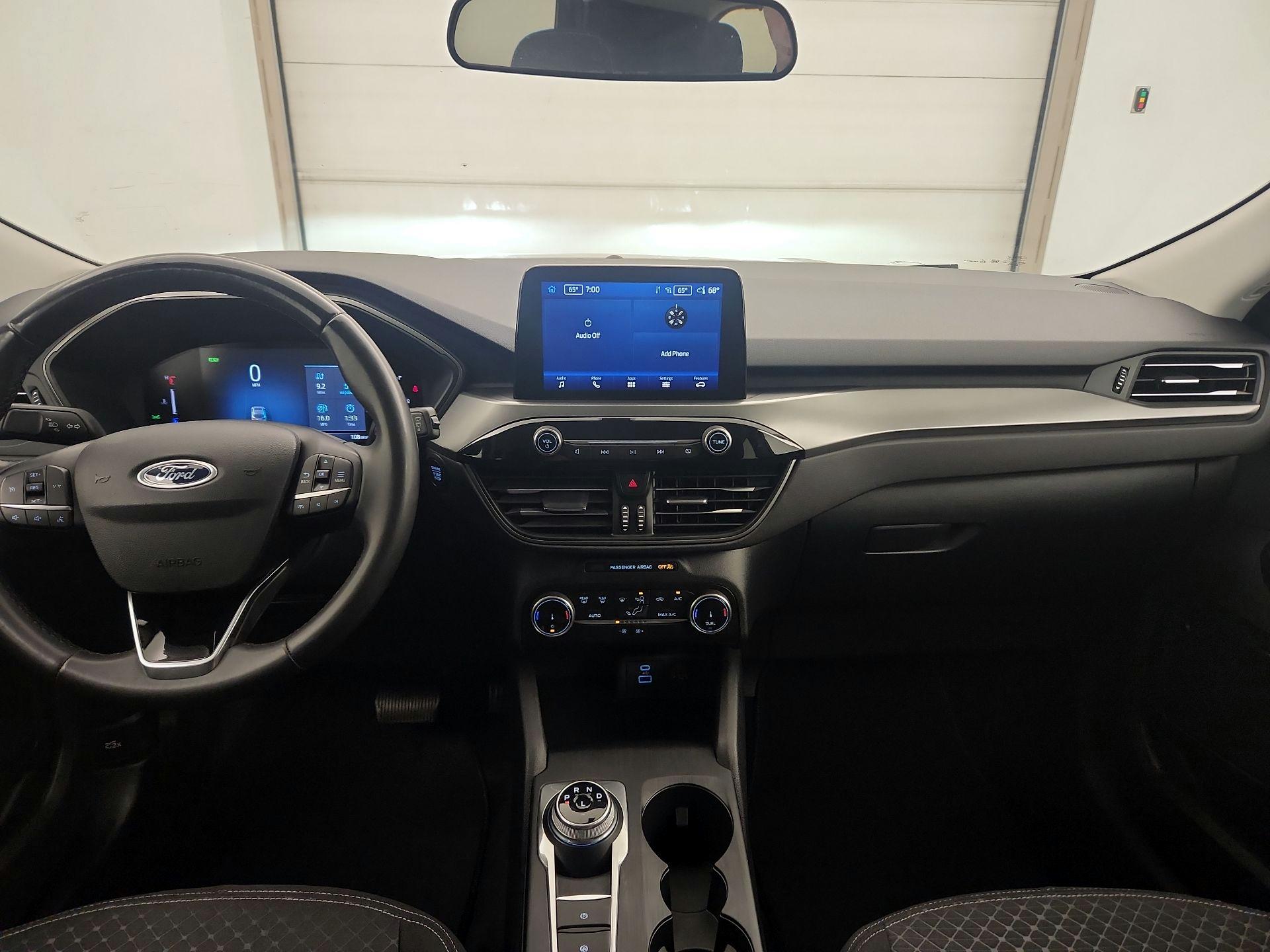 Thumbnail: 2023 Ford Escape - 9