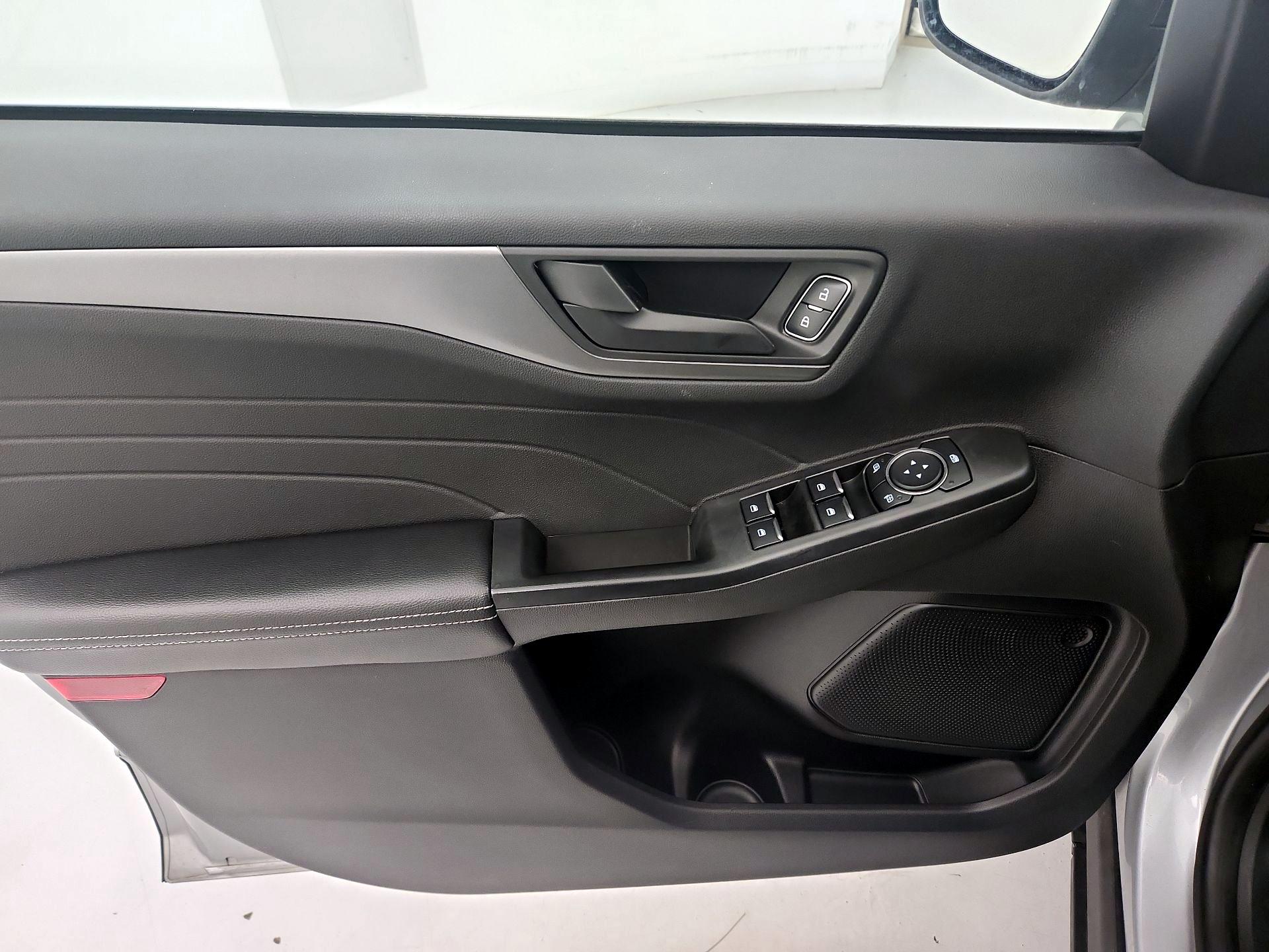 Thumbnail: 2023 Ford Escape - 12