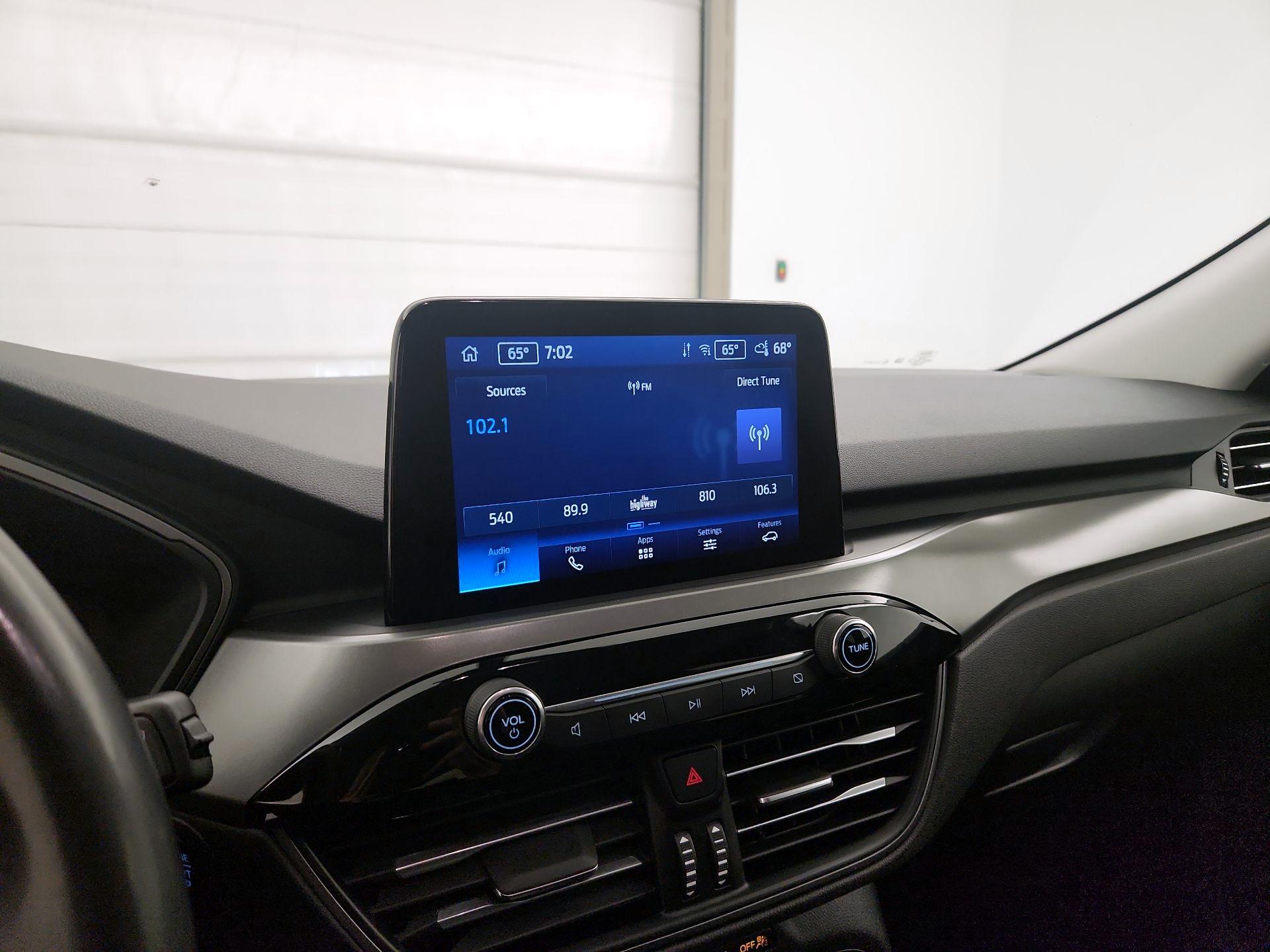 Thumbnail: 2023 Ford Escape - 15