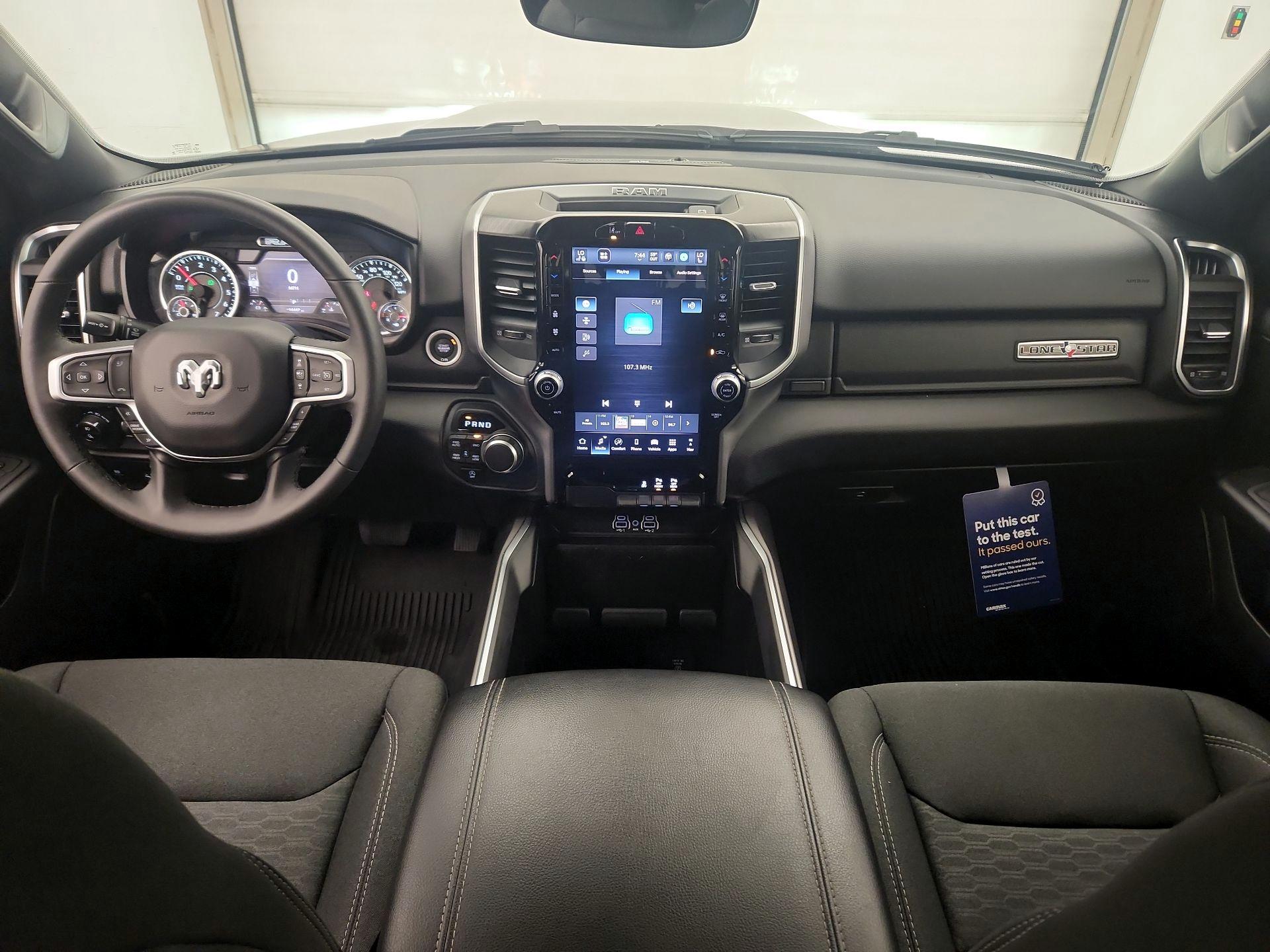 Thumbnail: 2025 RAM 1500 - 9