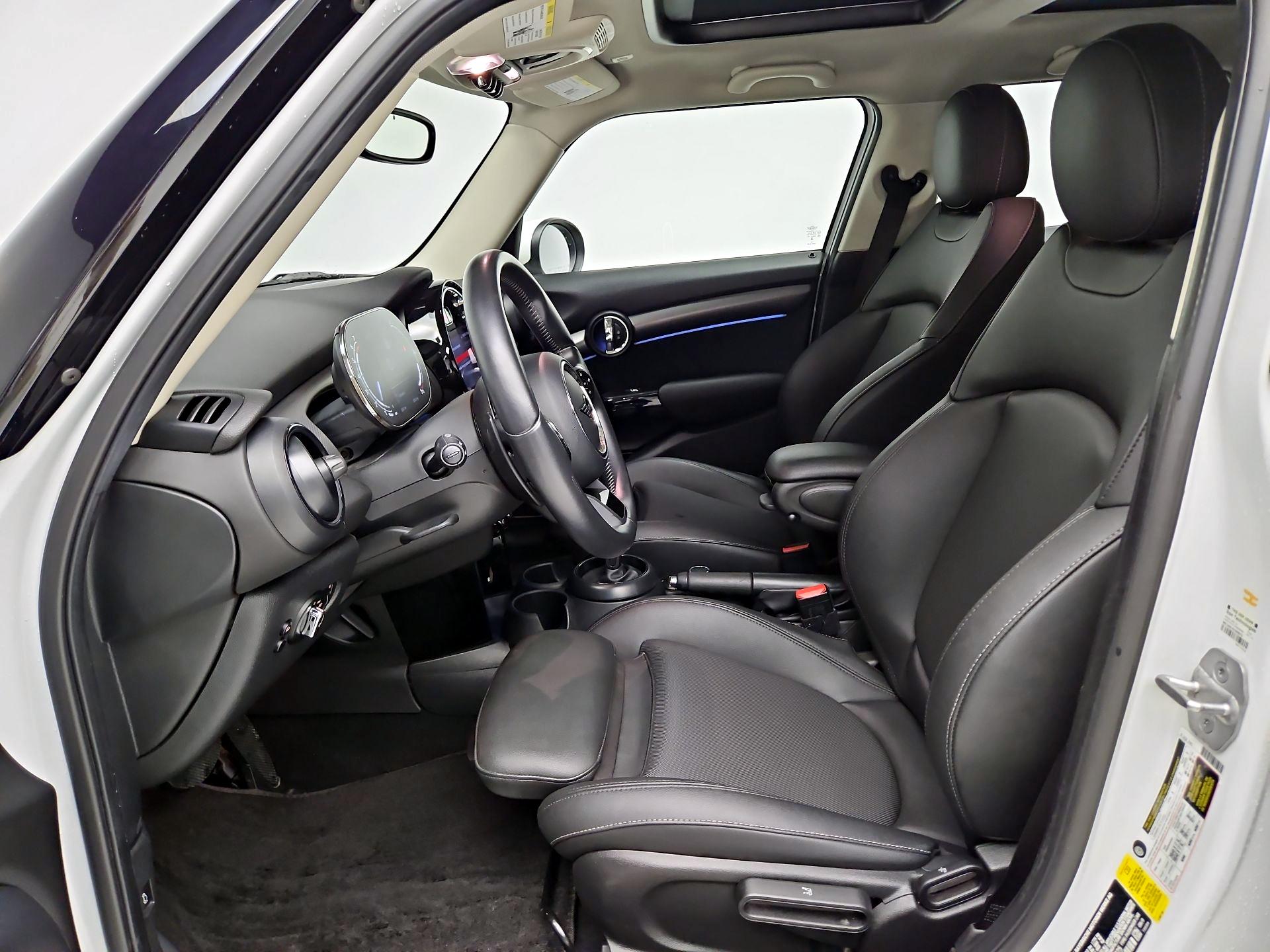 Thumbnail: 2024 MINI Cooper Hardtop - 11