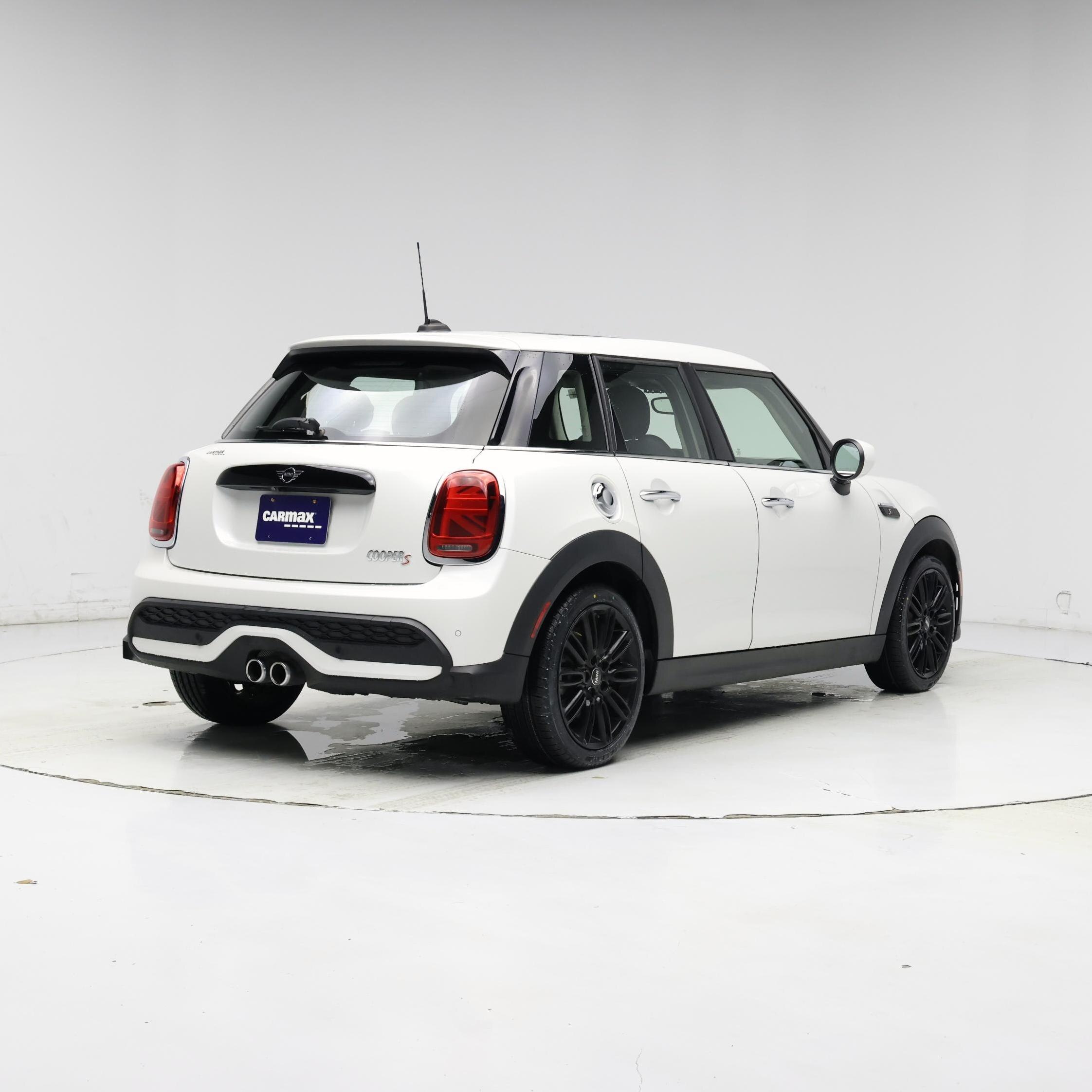 Thumbnail: 2024 MINI Cooper Hardtop - 8