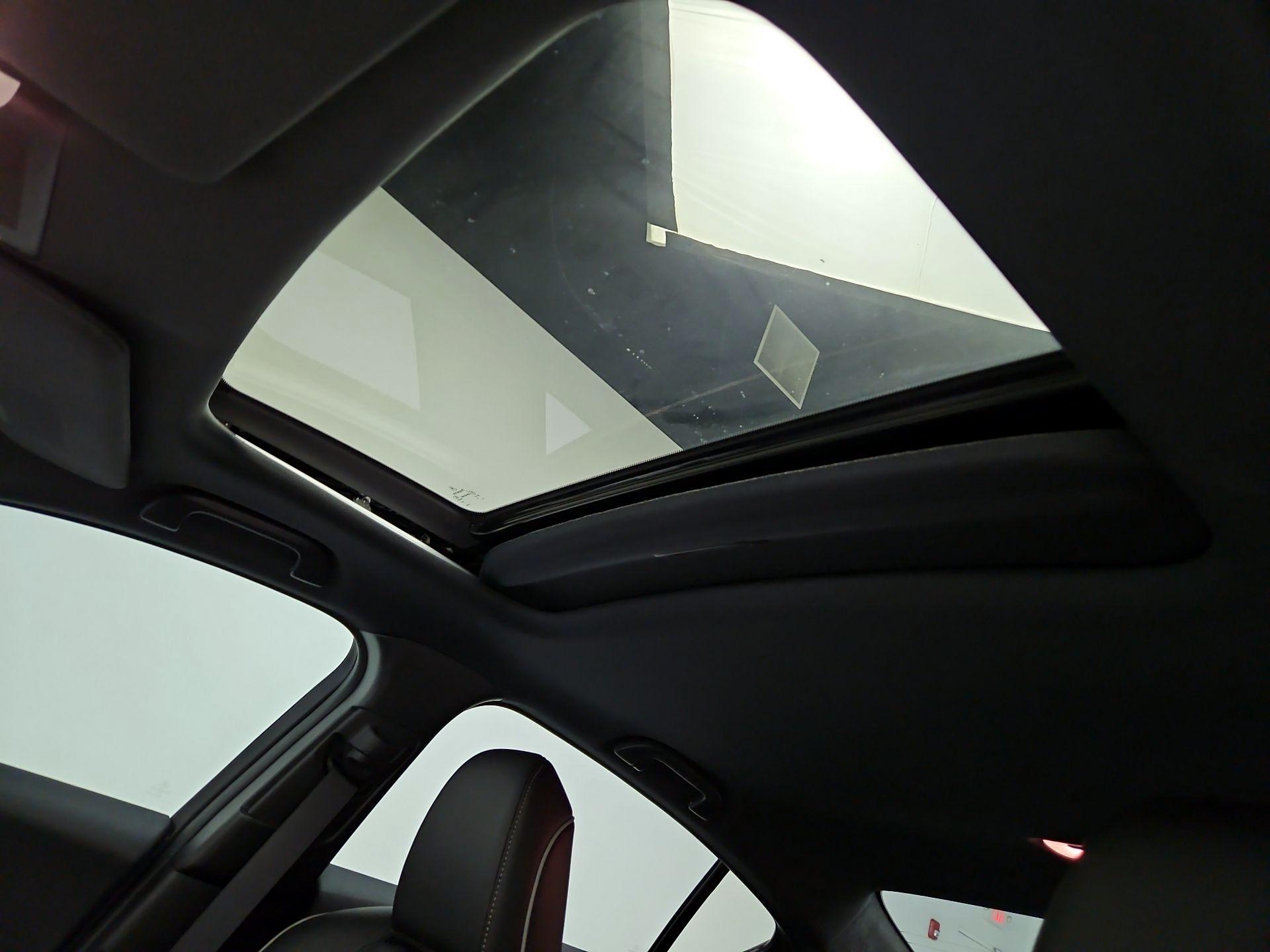 Thumbnail: 2021 Acura ILX - 19