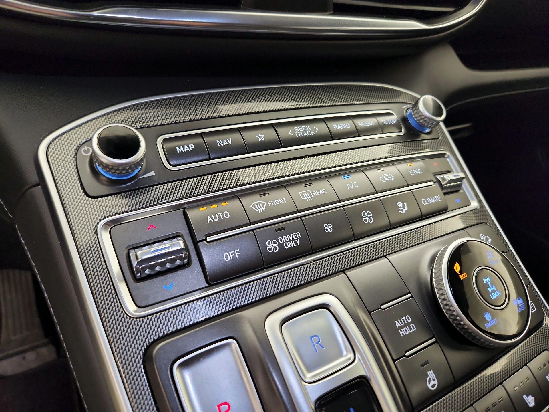 Thumbnail: 2023 Hyundai Santa Fe - 17