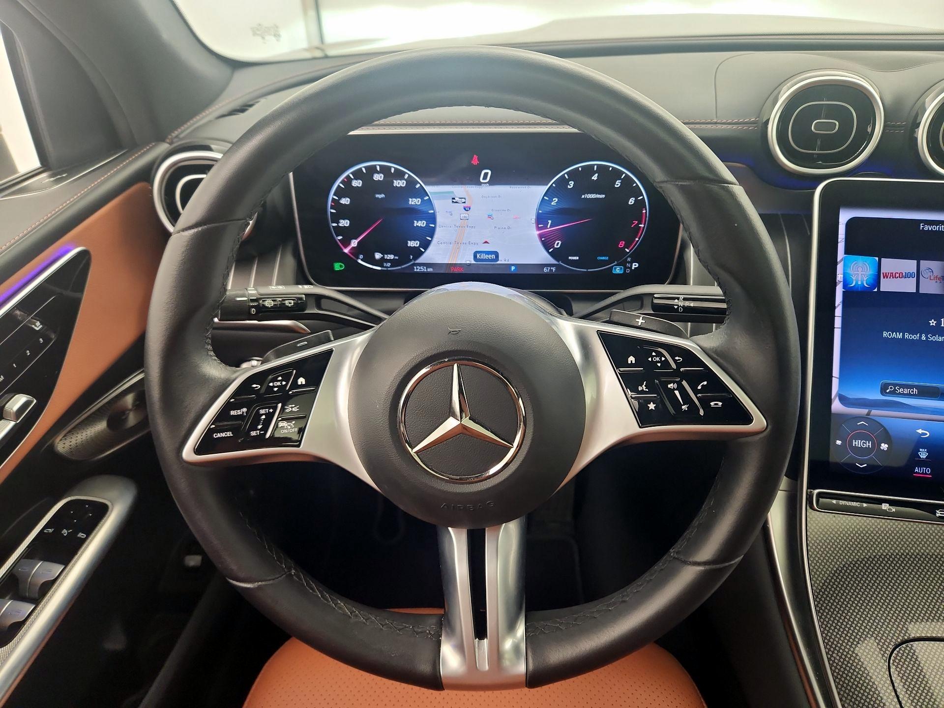 Thumbnail: 2023 Mercedes-Benz GLC - 10