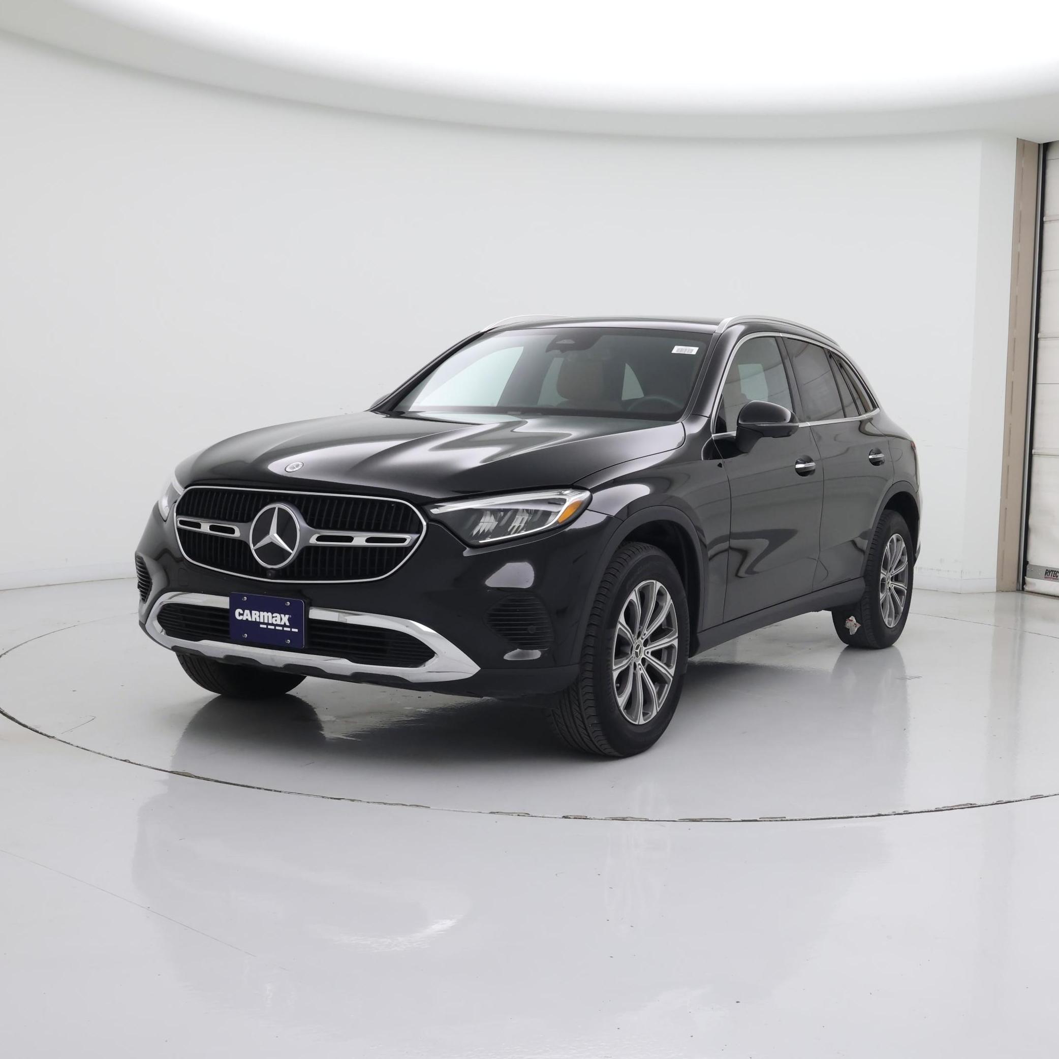 Thumbnail: 2023 Mercedes-Benz GLC - 4