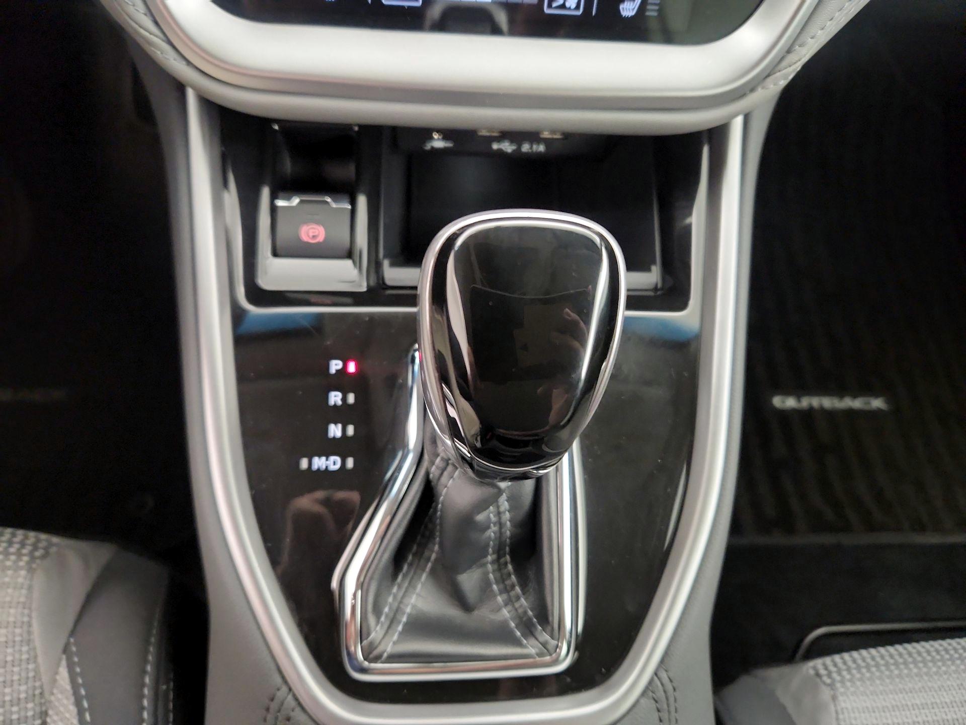 Thumbnail: 2022 Subaru Outback - 17