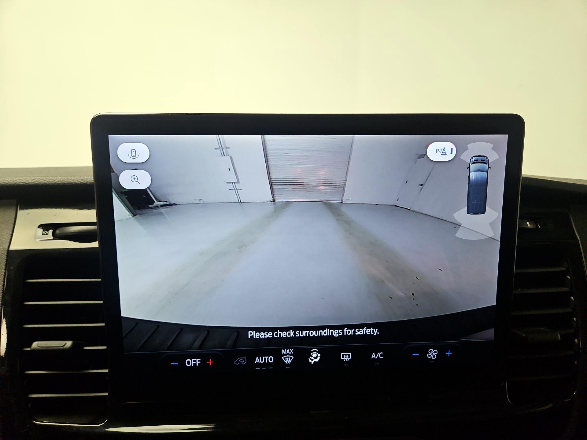 Thumbnail: 2023 Ford Transit Series - 15