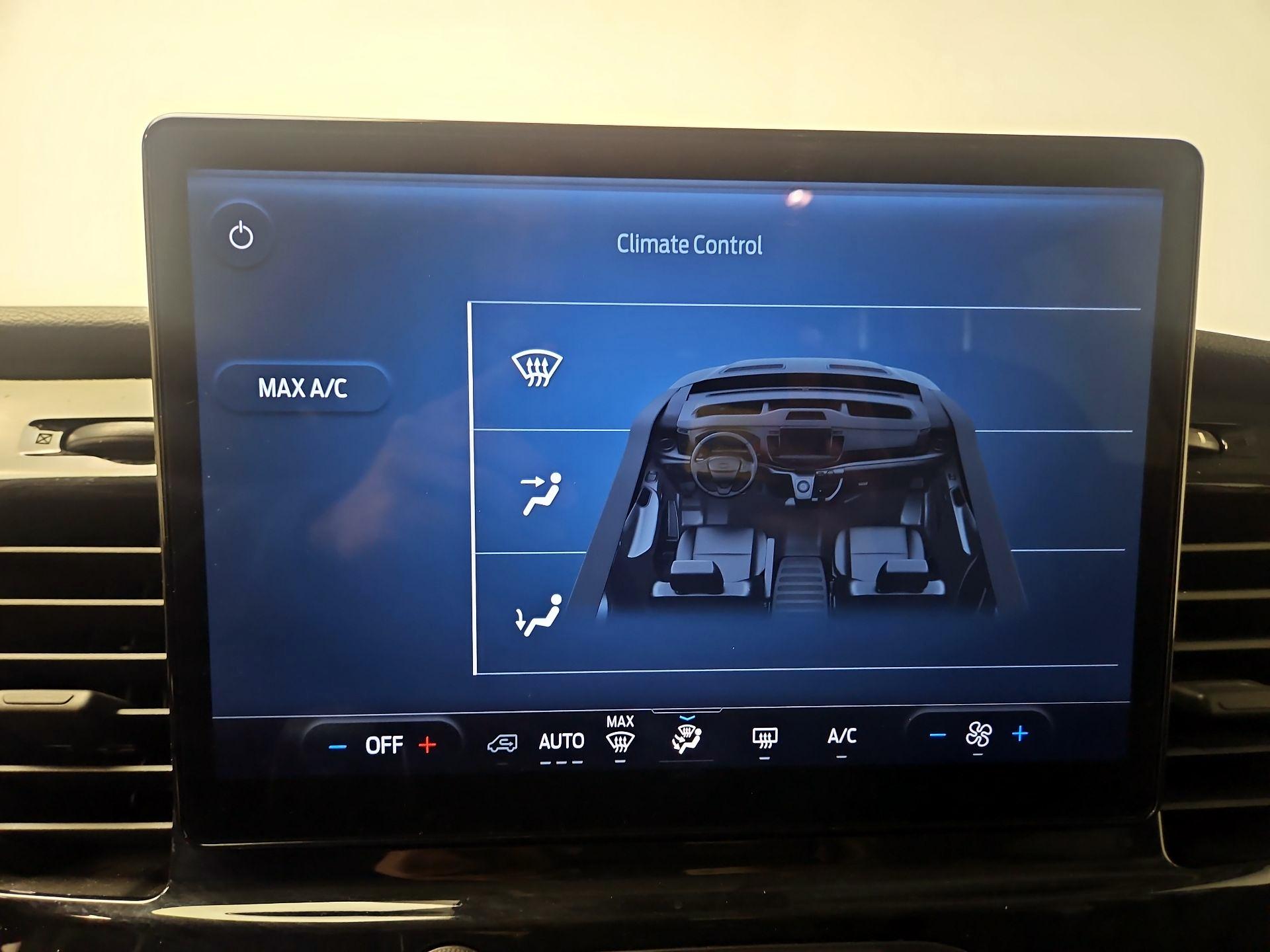 Thumbnail: 2023 Ford Transit Series - 17