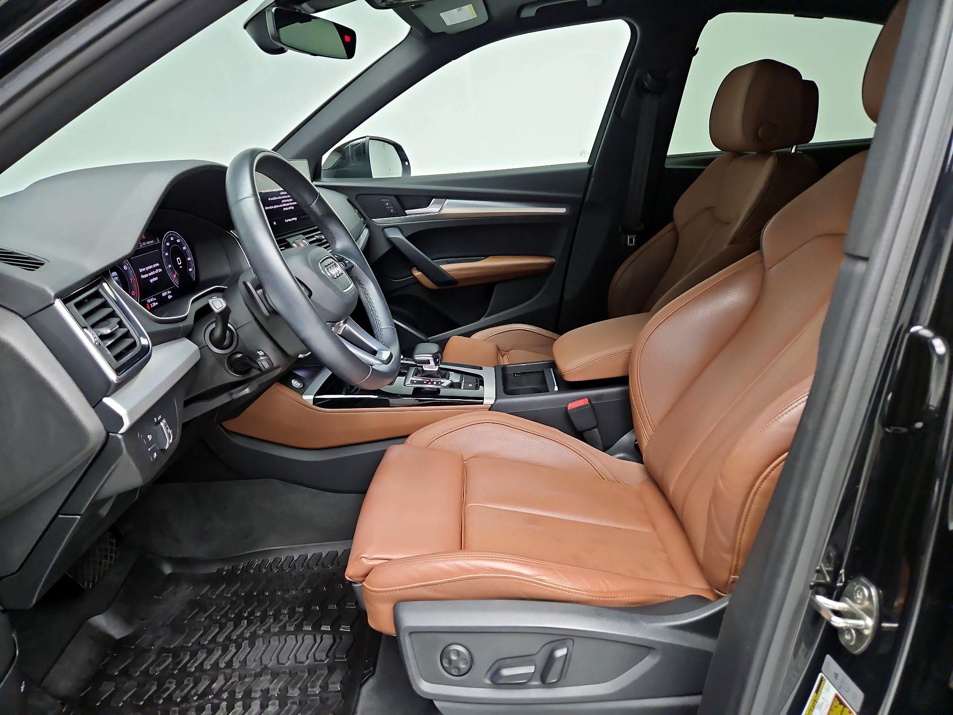 Thumbnail: 2021 Audi Q5 - 11