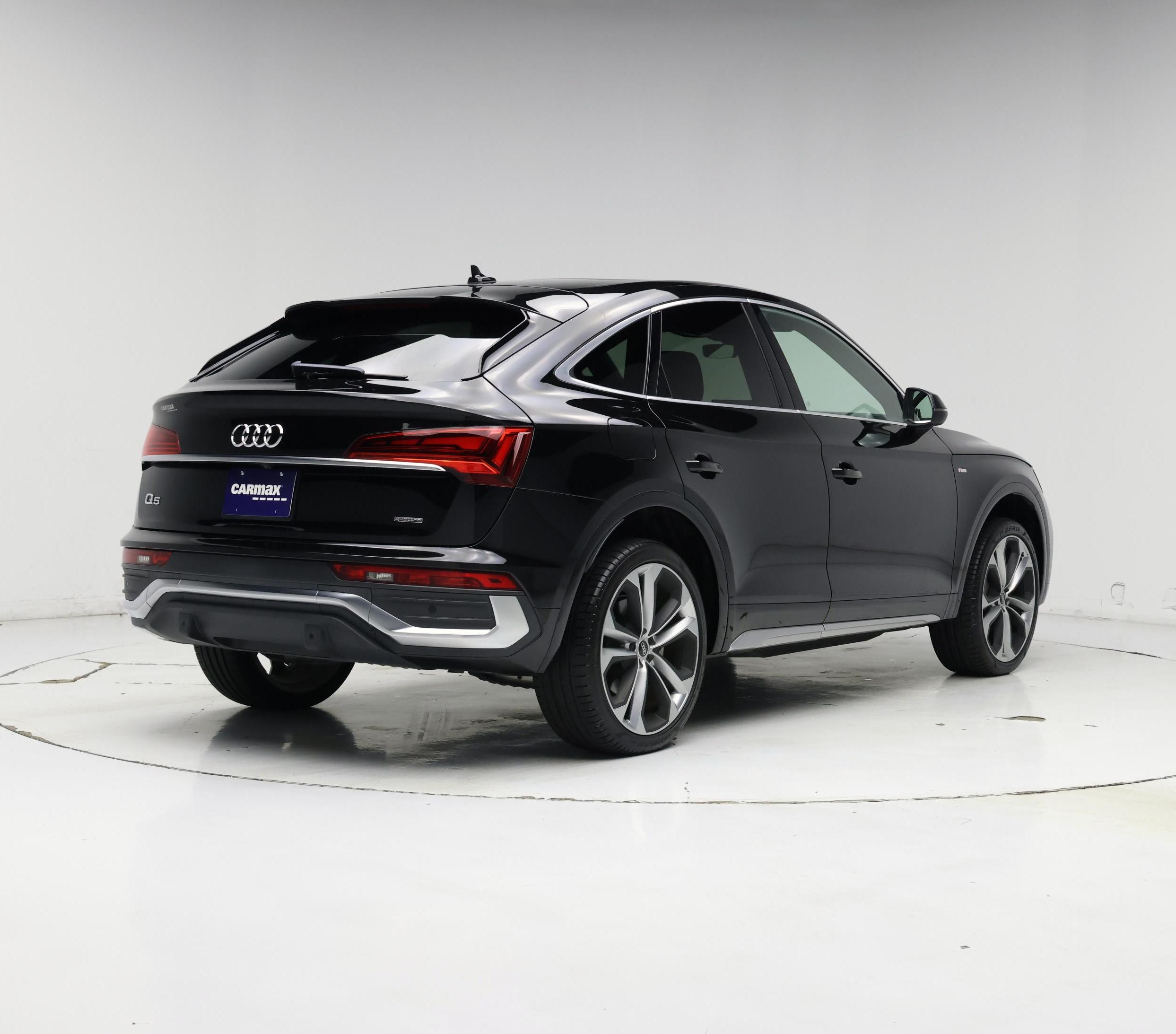 Thumbnail: 2021 Audi Q5 - 8