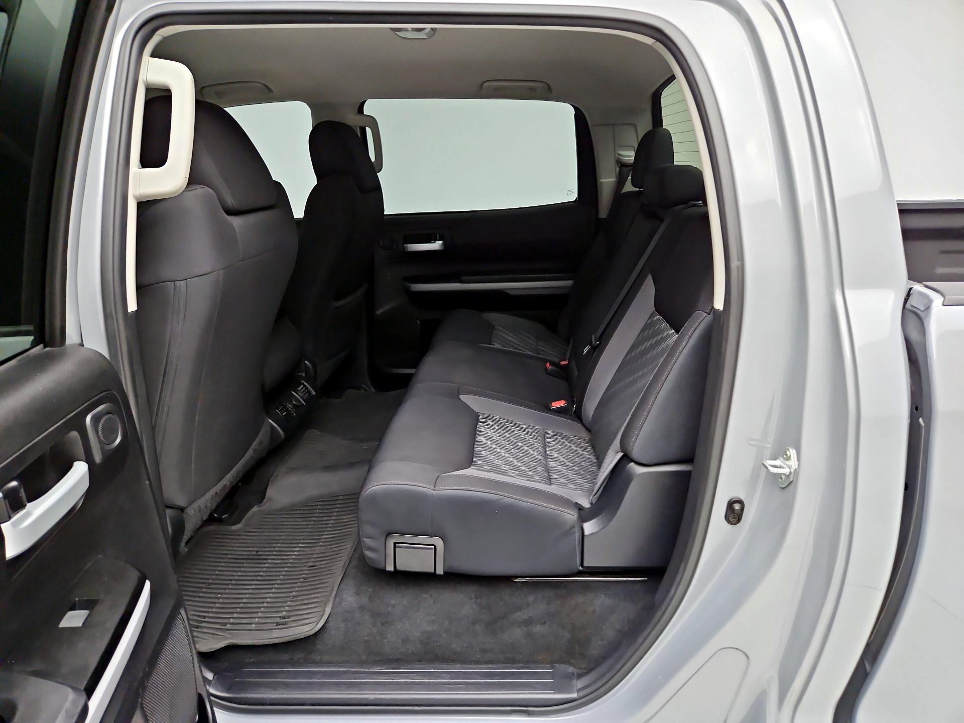 Thumbnail: 2021 Toyota Tundra - 19