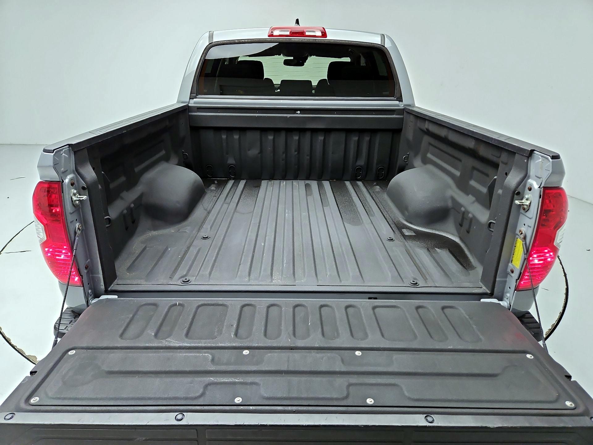 Thumbnail: 2021 Toyota Tundra - 20