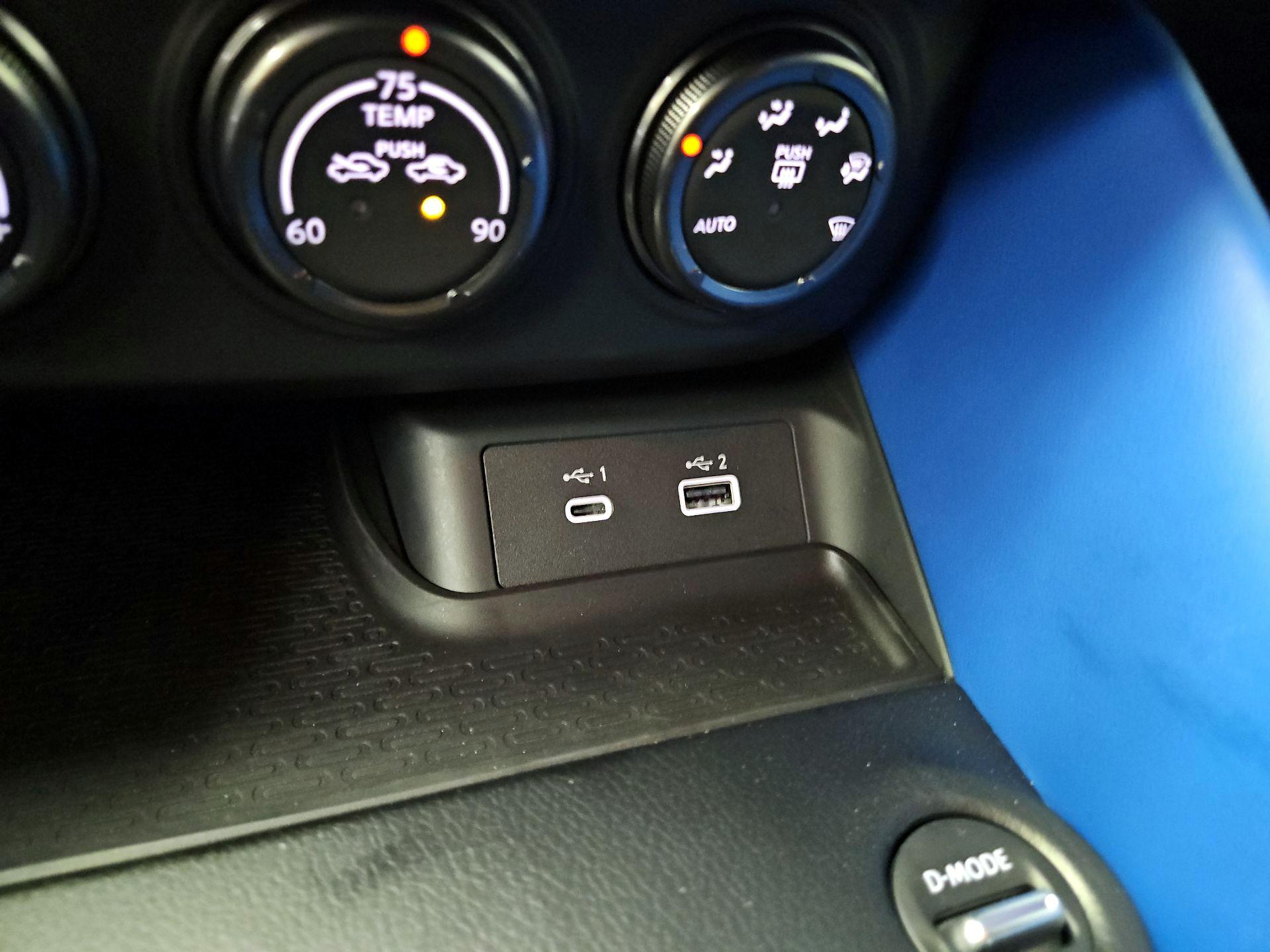 Thumbnail: 2023 Nissan Z - 18