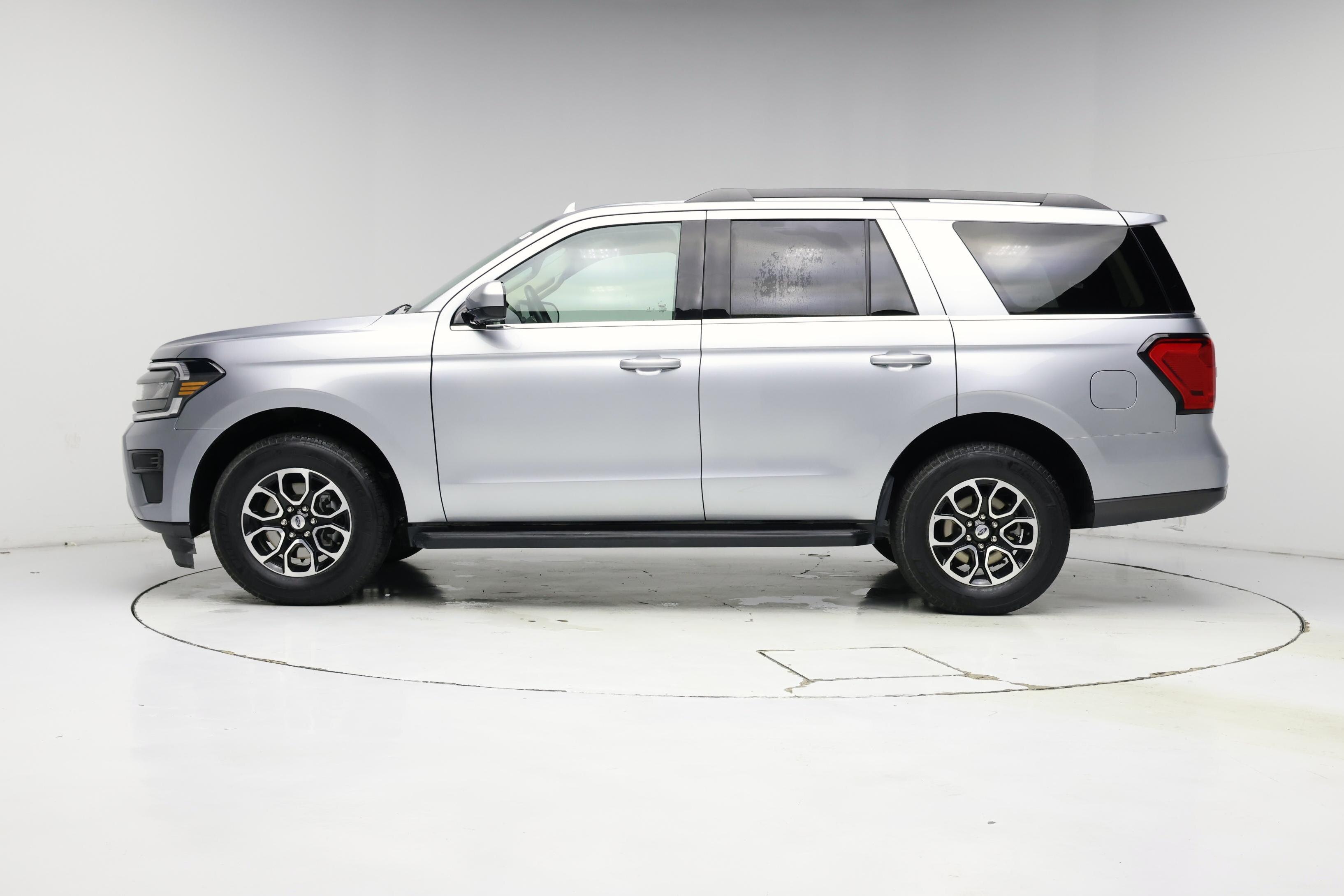 Thumbnail: 2024 Ford Expedition - 3