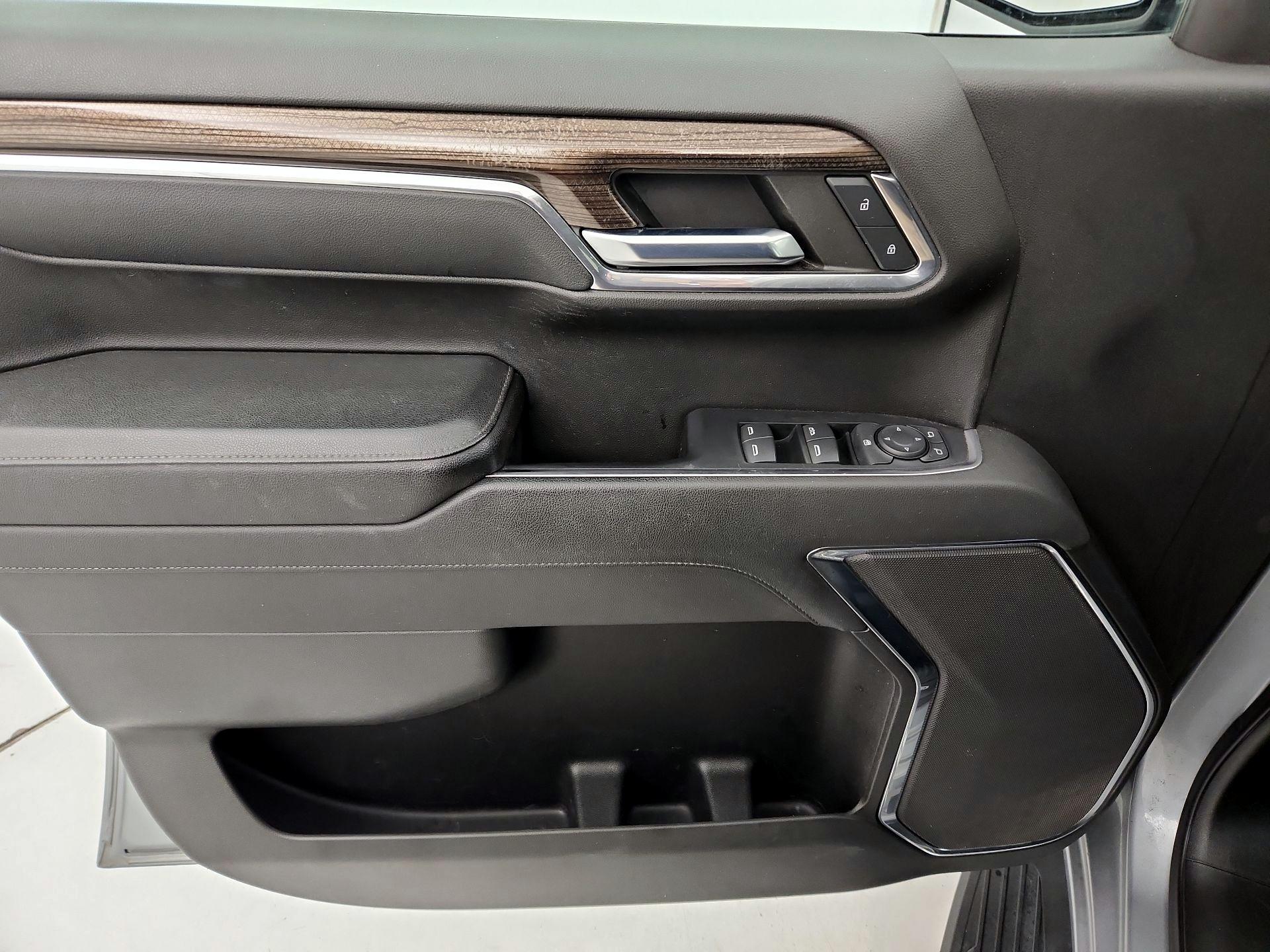 Thumbnail: 2023 Chevrolet Silverado 1500 - 12