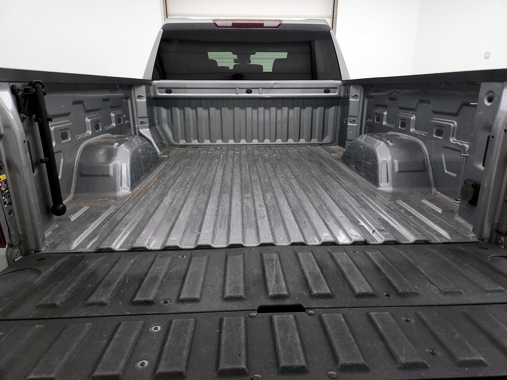 Thumbnail: 2023 Chevrolet Silverado 1500 - 20