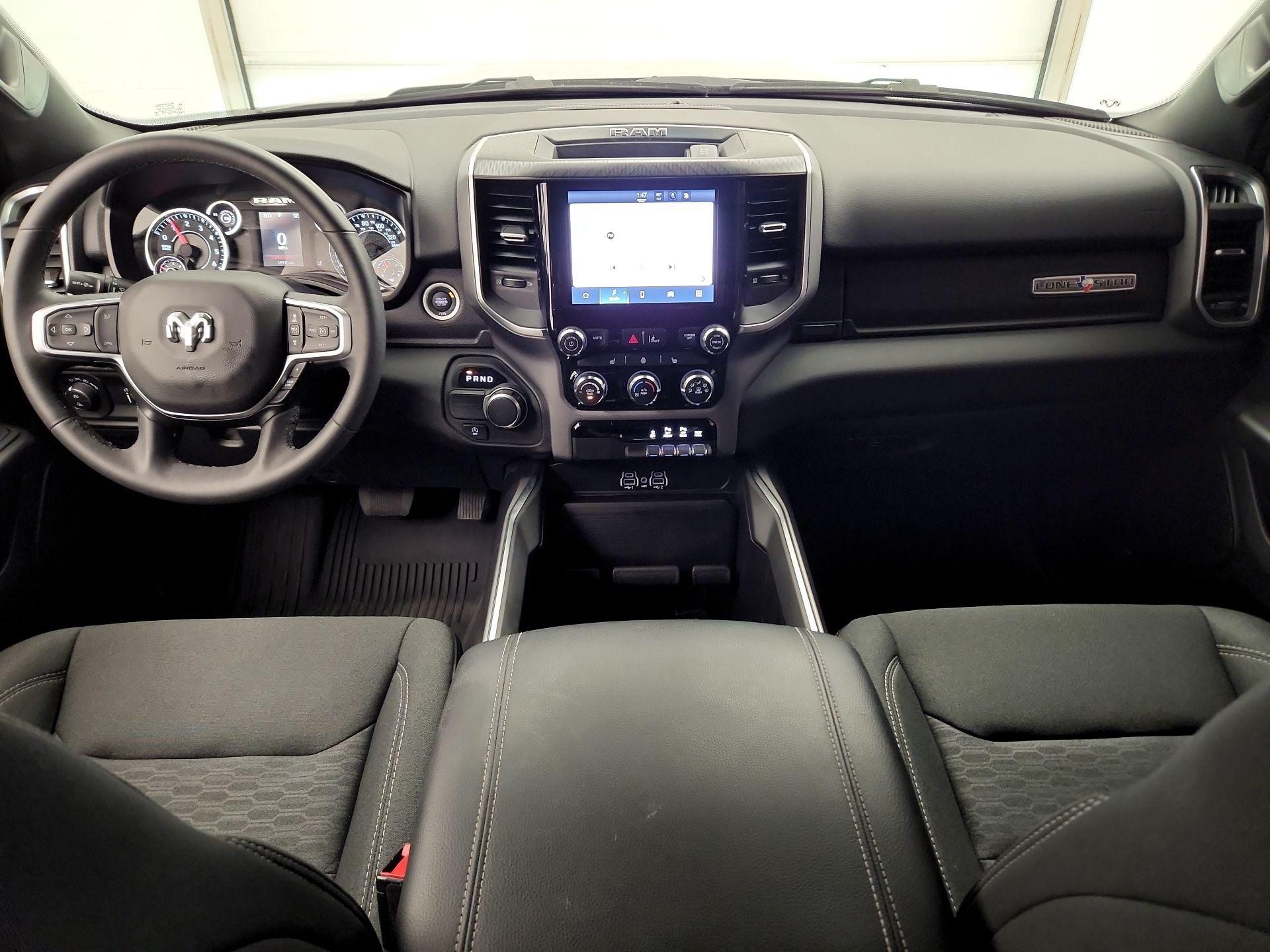 Thumbnail: 2025 RAM 1500 - 9