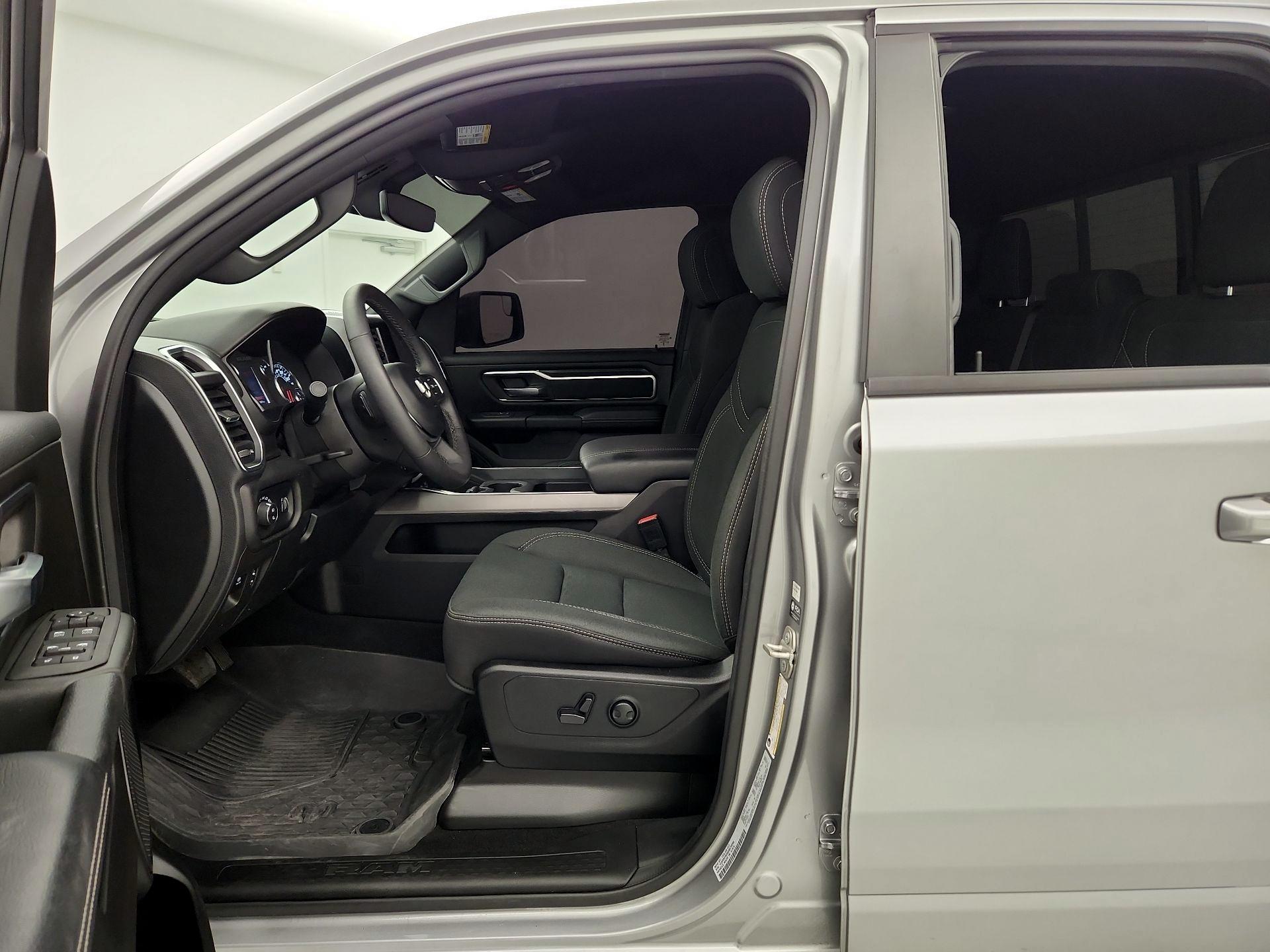 Thumbnail: 2025 RAM 1500 - 11