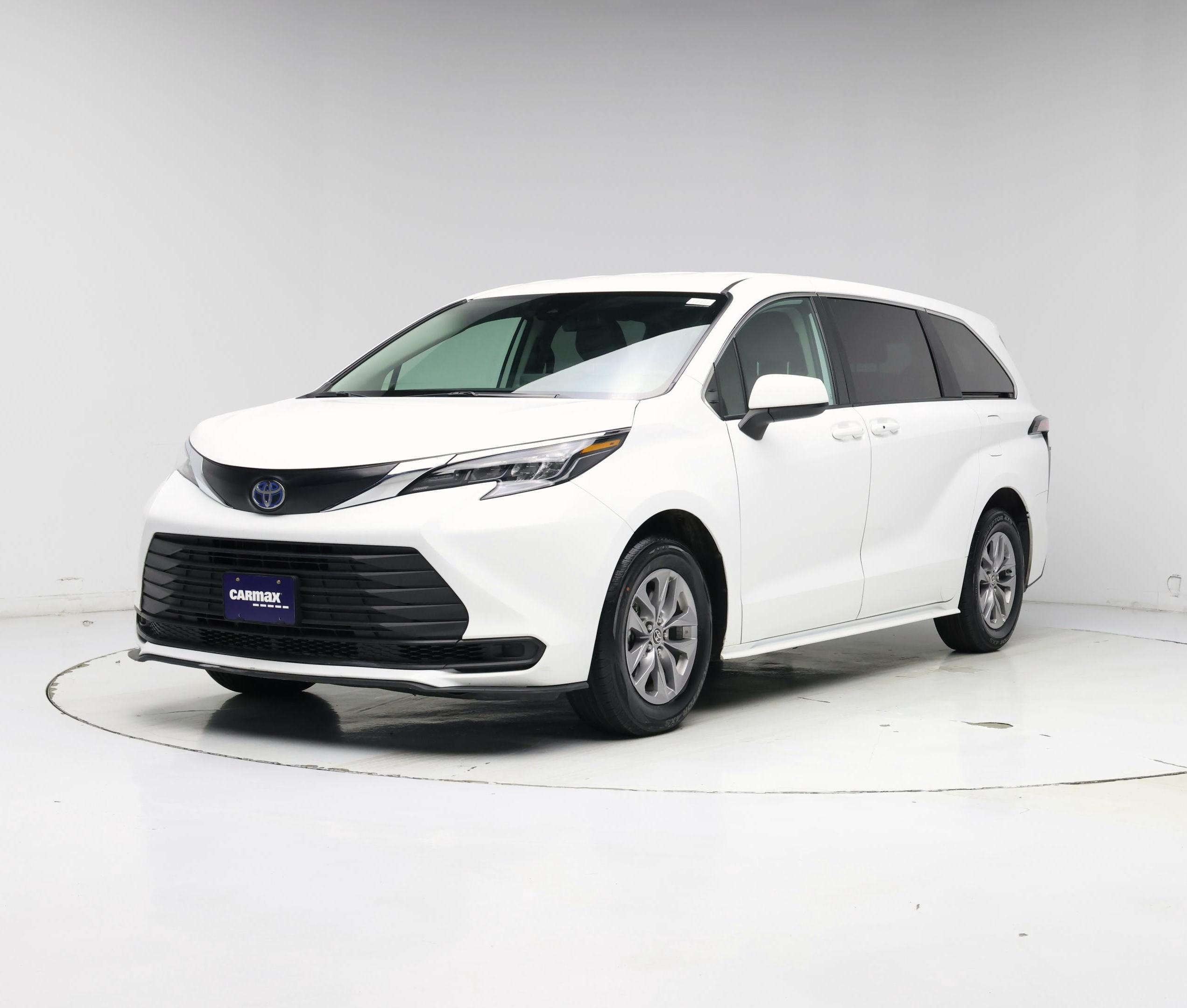 Thumbnail: 2024 Toyota Sienna - 4