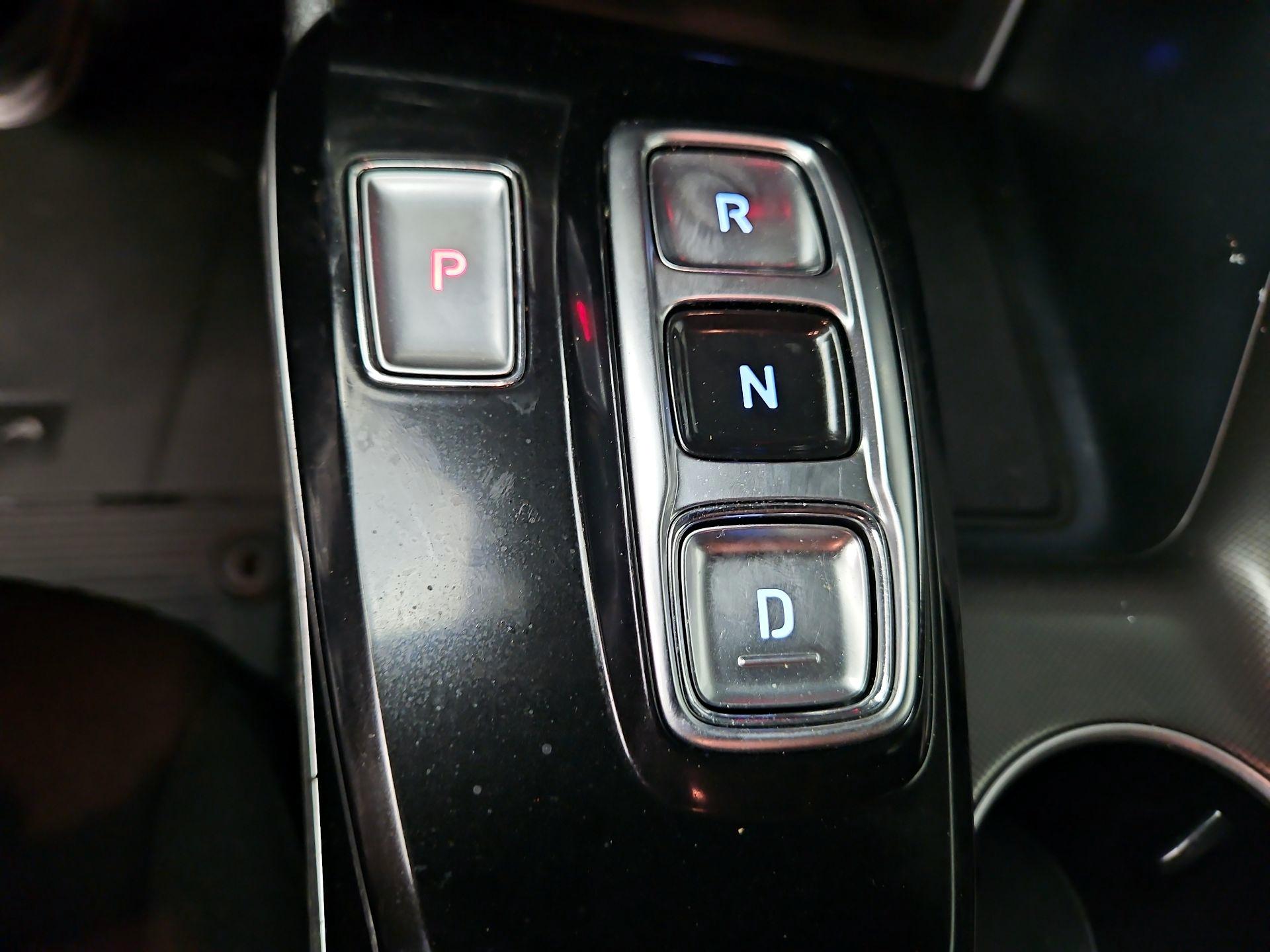 Thumbnail: 2023 Hyundai Sonata - 18