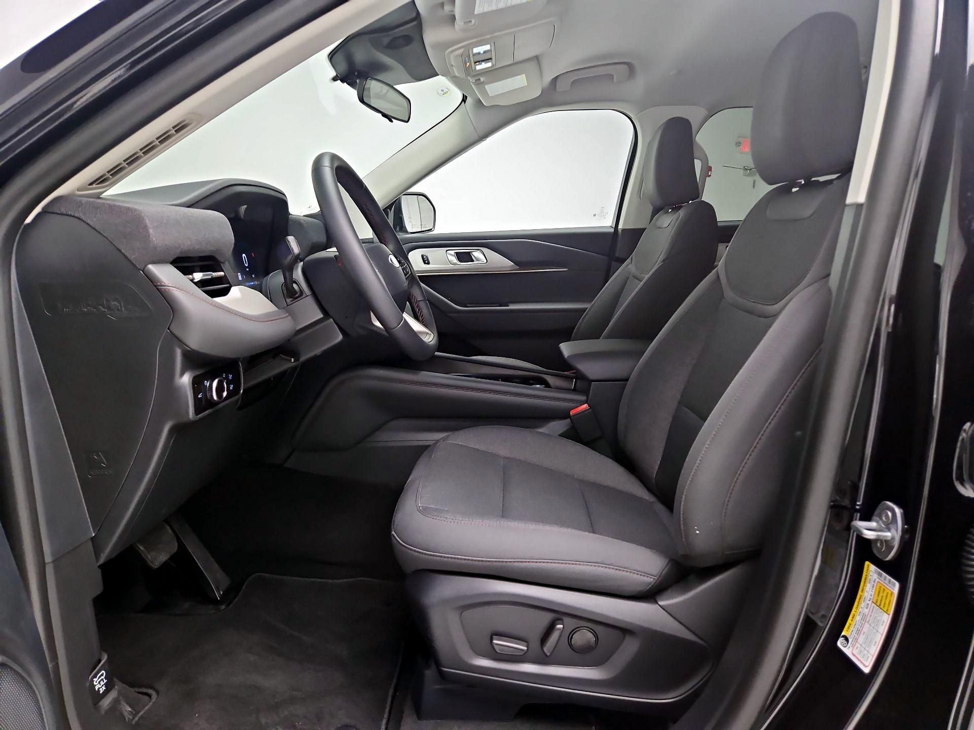 Thumbnail: 2025 Ford Explorer - 11