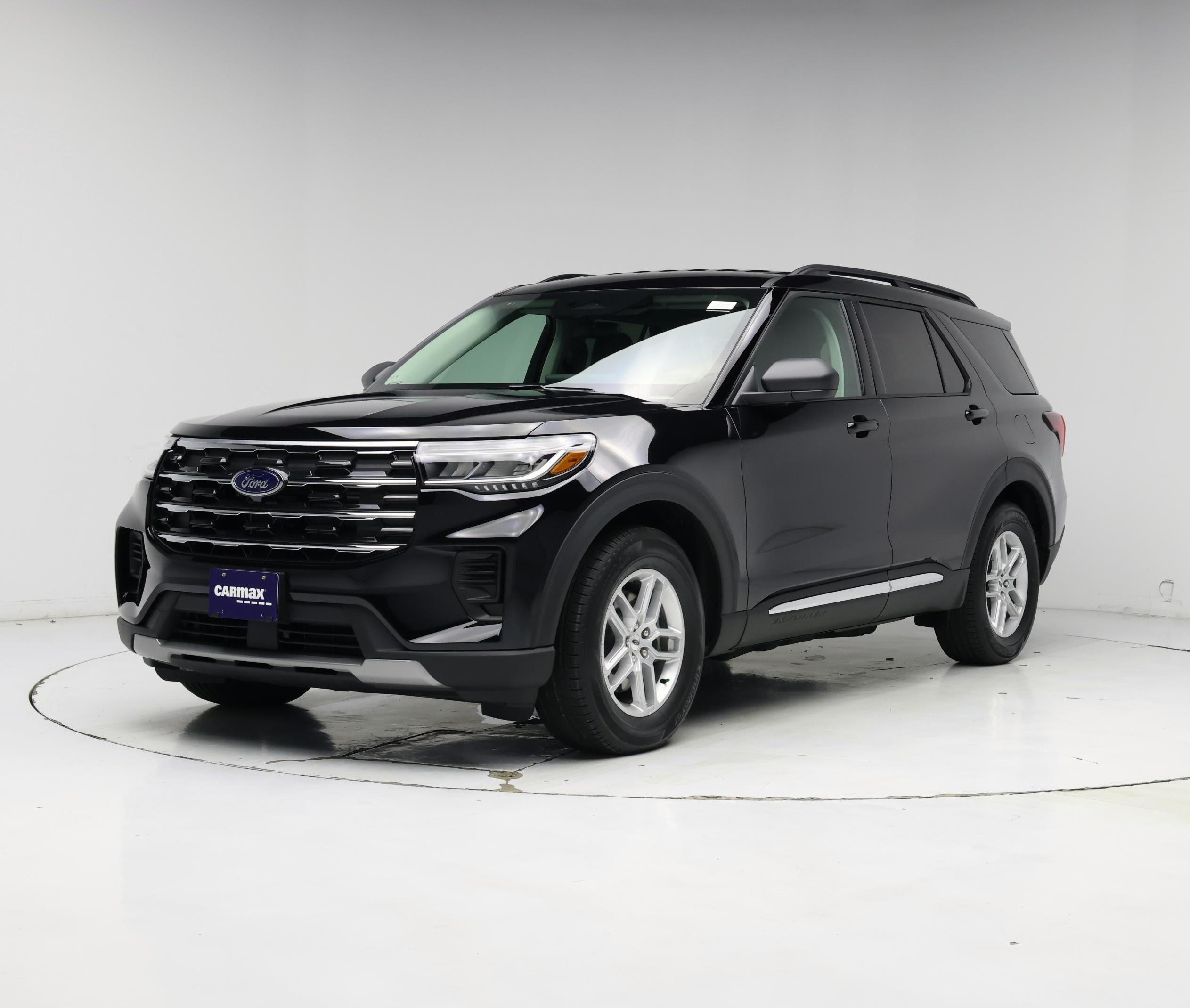 Thumbnail: 2025 Ford Explorer - 4