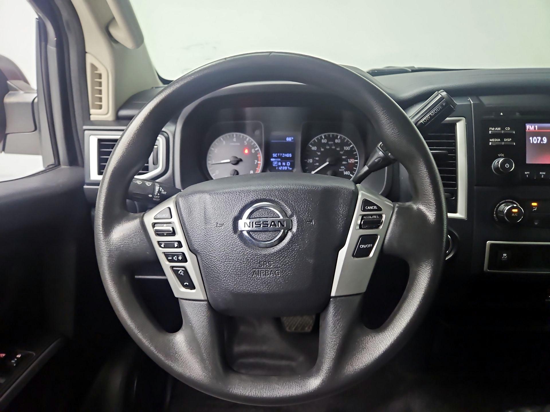 Thumbnail: 2017 Nissan Titan - 10