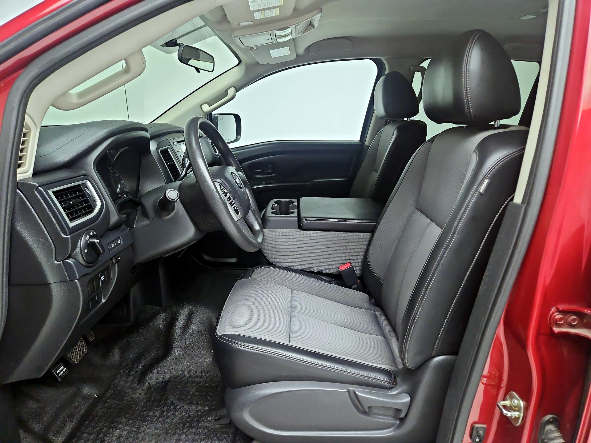 Thumbnail: 2017 Nissan Titan - 11