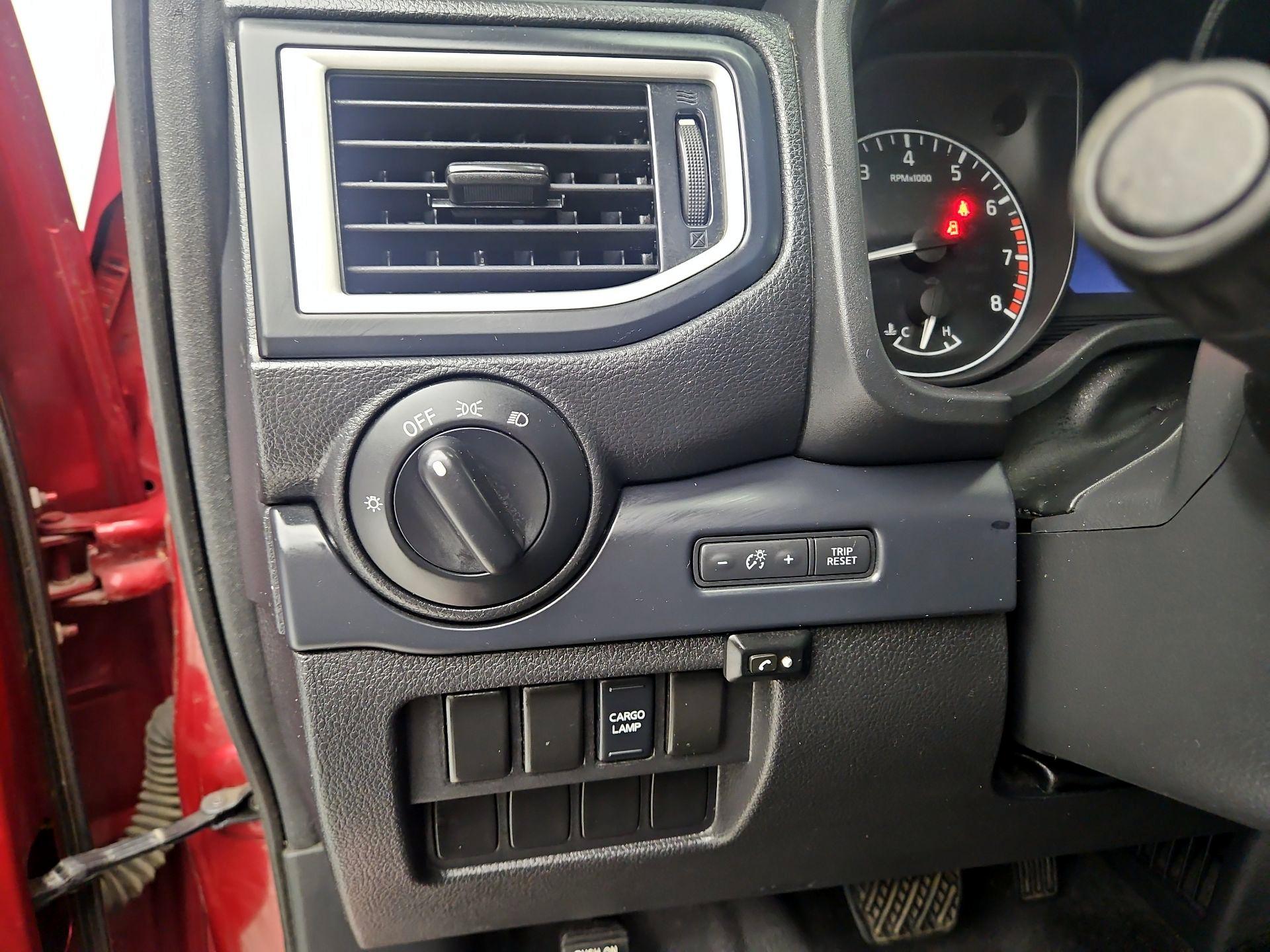 Thumbnail: 2017 Nissan Titan - 13