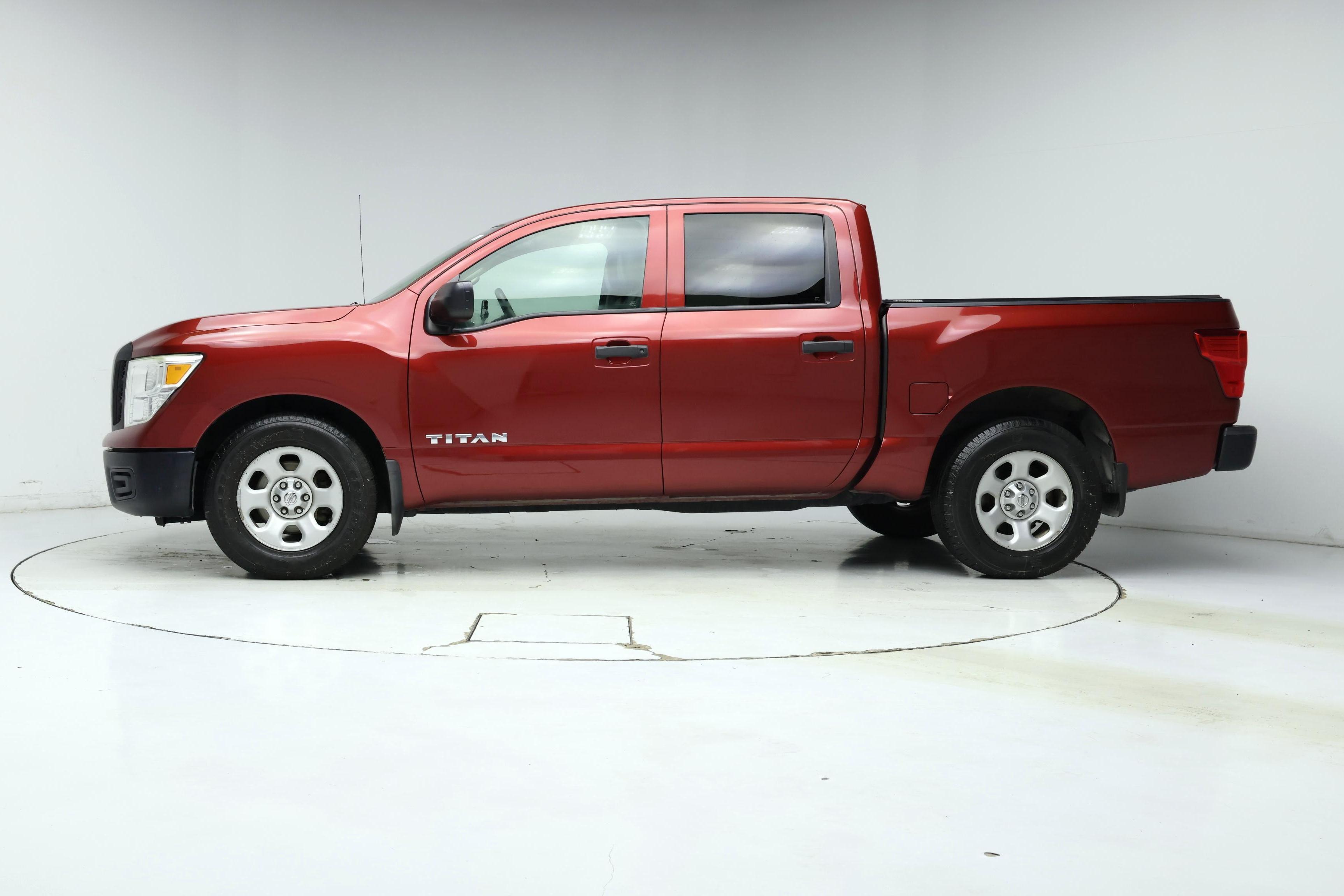 Thumbnail: 2017 Nissan Titan - 3