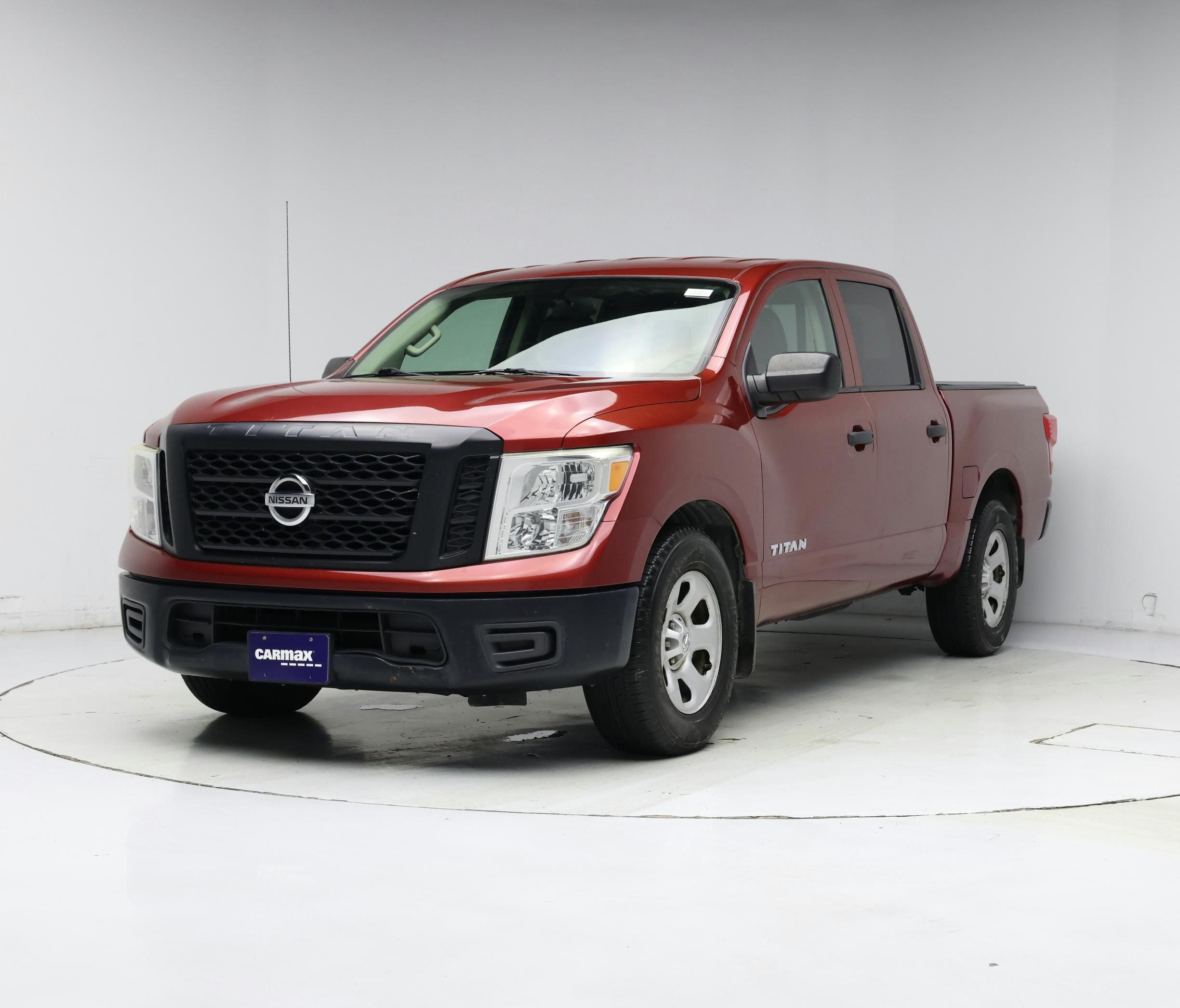 Thumbnail: 2017 Nissan Titan - 4