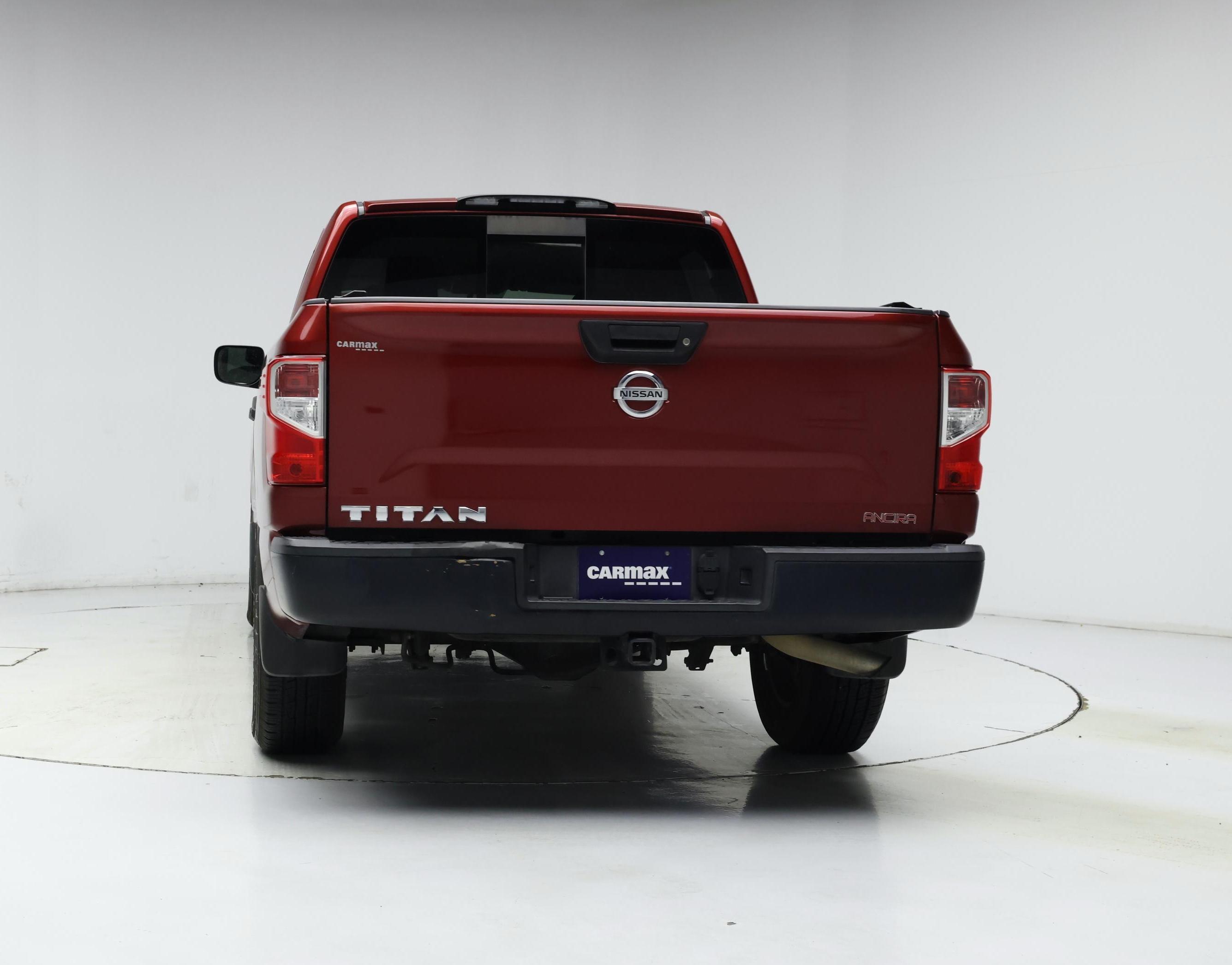 Thumbnail: 2017 Nissan Titan - 6