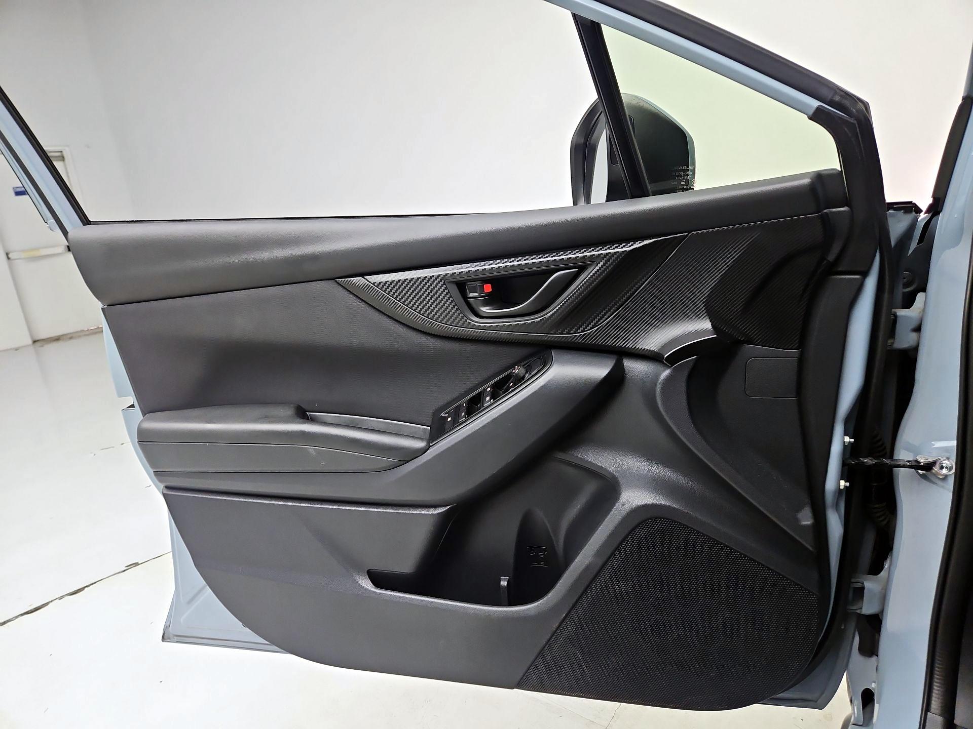 Thumbnail: 2019 Subaru Crosstrek - 12